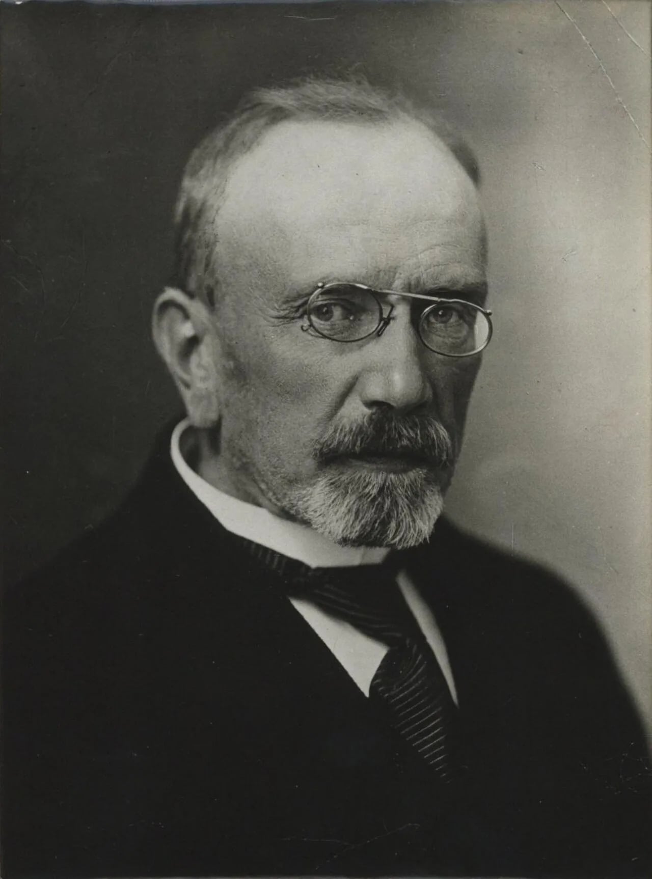 Porträt von Hjalmar Hammarskjöld (1862–1953) – Gedenkseite
