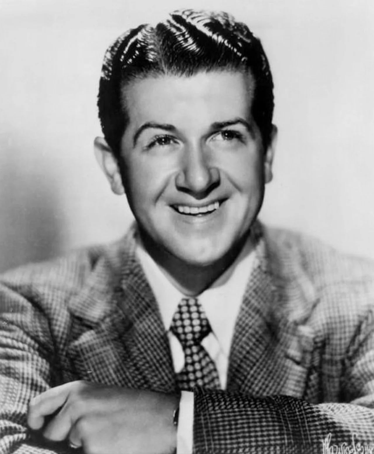 Portrait of Eddy Howard (1914–1963) – memorial page