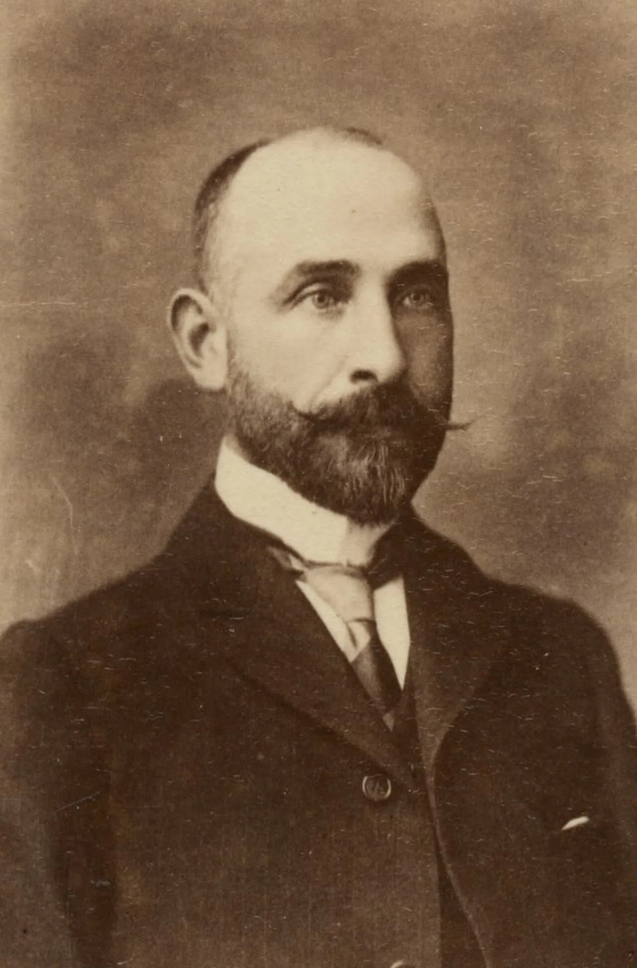 Portrait of Edward Lucas (1857–1950) – memorial page