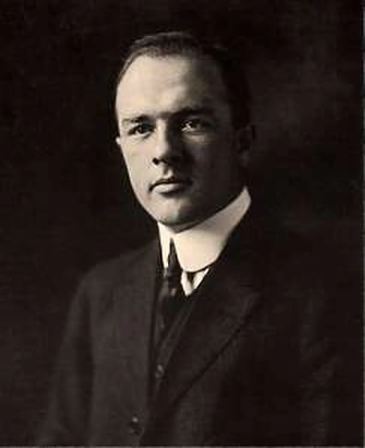 Portrait of Edward S. Jordan (1882–1958) – memorial page