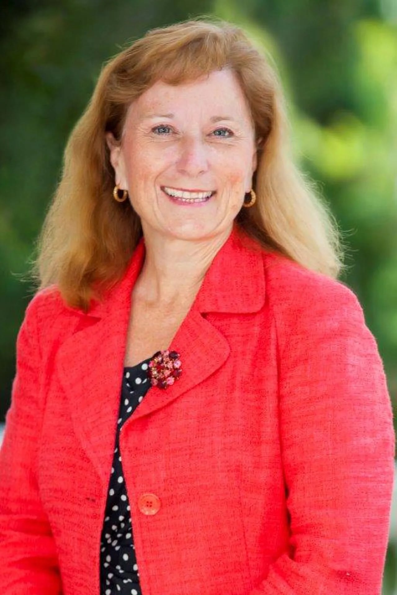 Portrait of Ellen Corbett (1954–2024) – memorial page