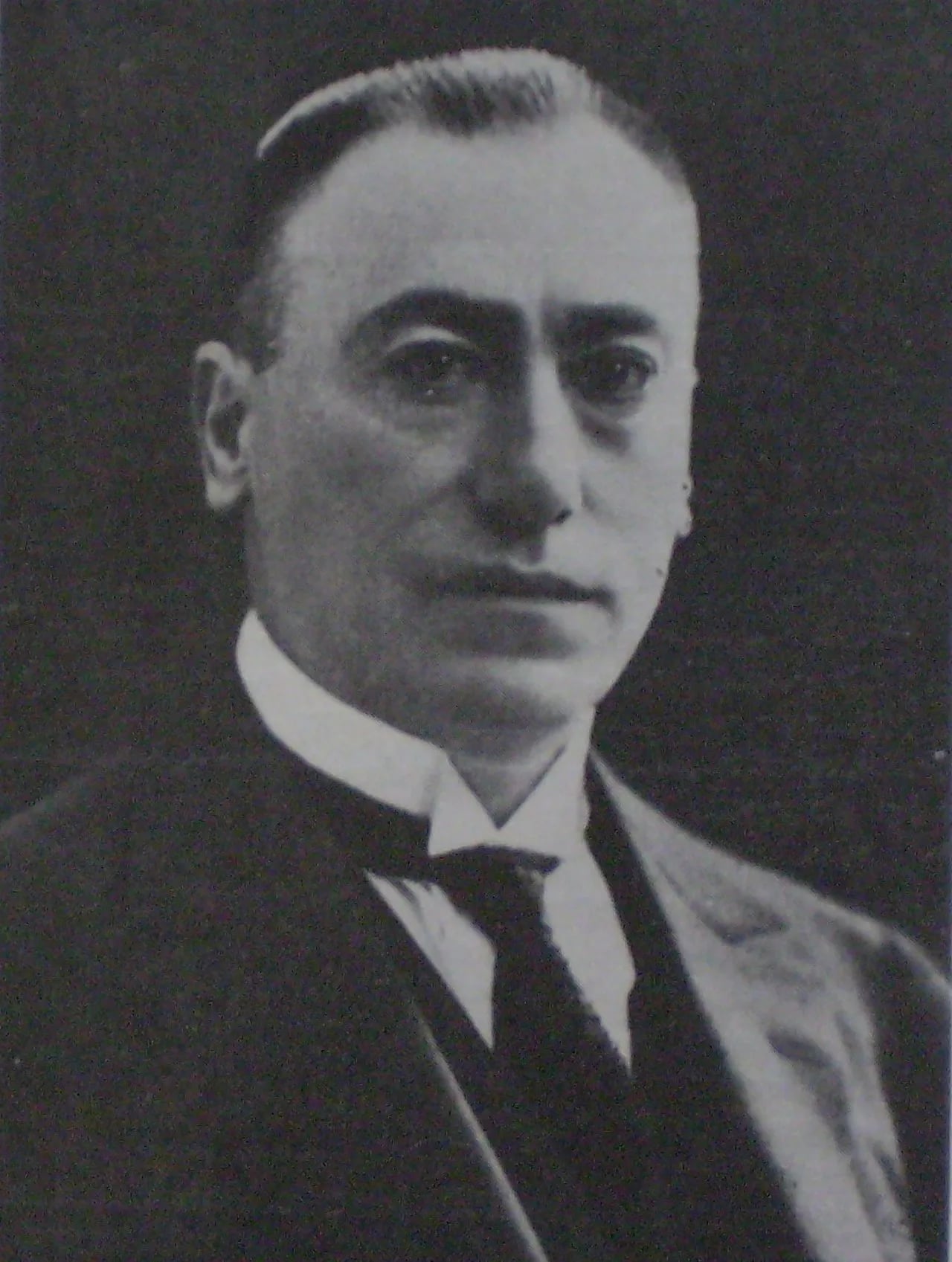Portrait of Elpidio González (1875–1951) – memorial page
