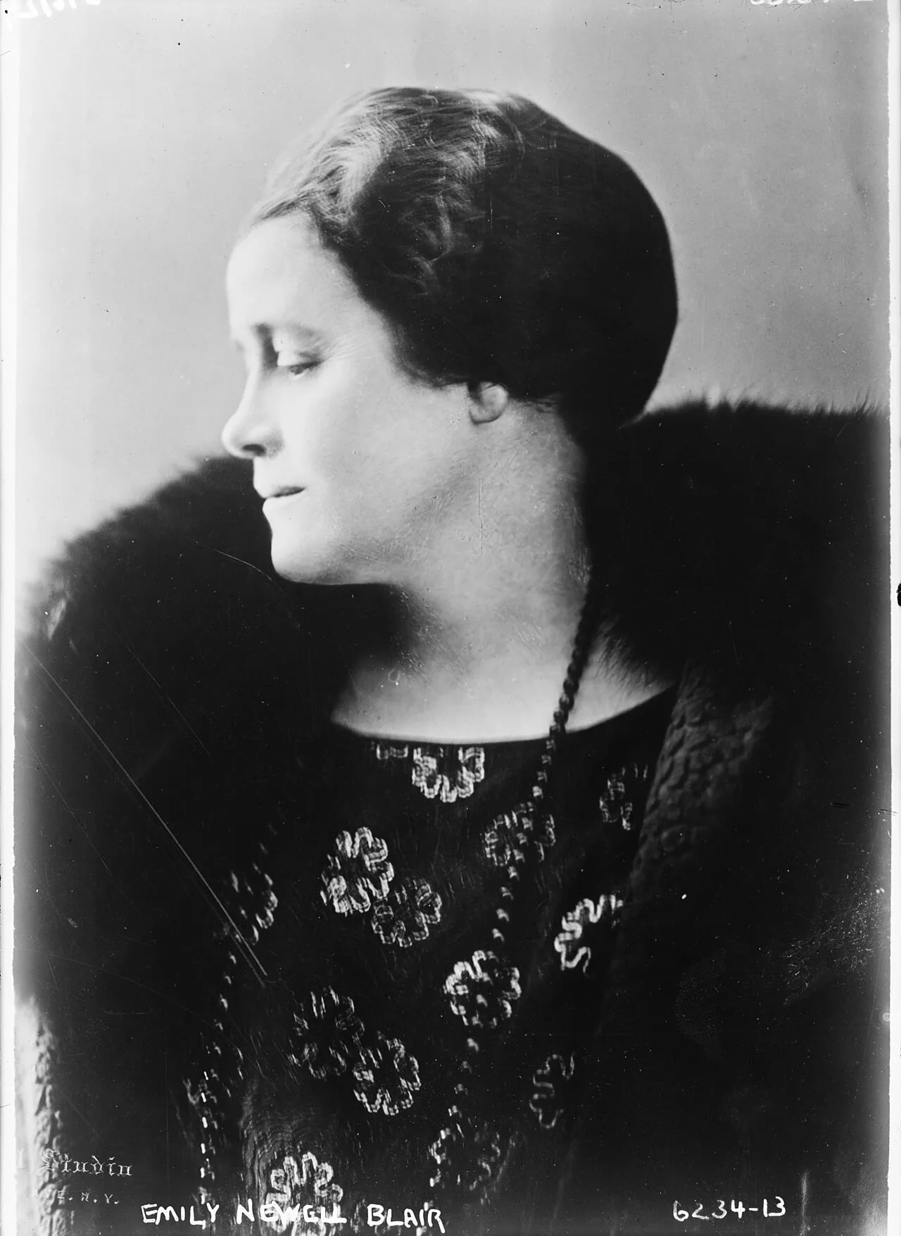 Portrait of Emily Newell Blair (1877–1951) – memorial page