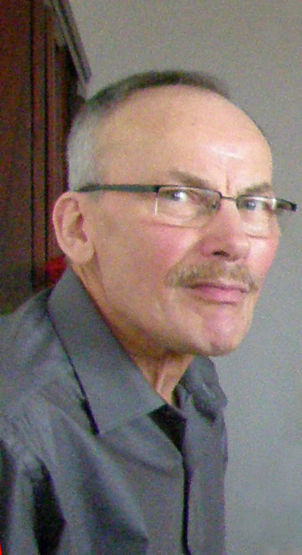 Portrait of Eugeniusz Biskupski (1947–2010) – memorial page