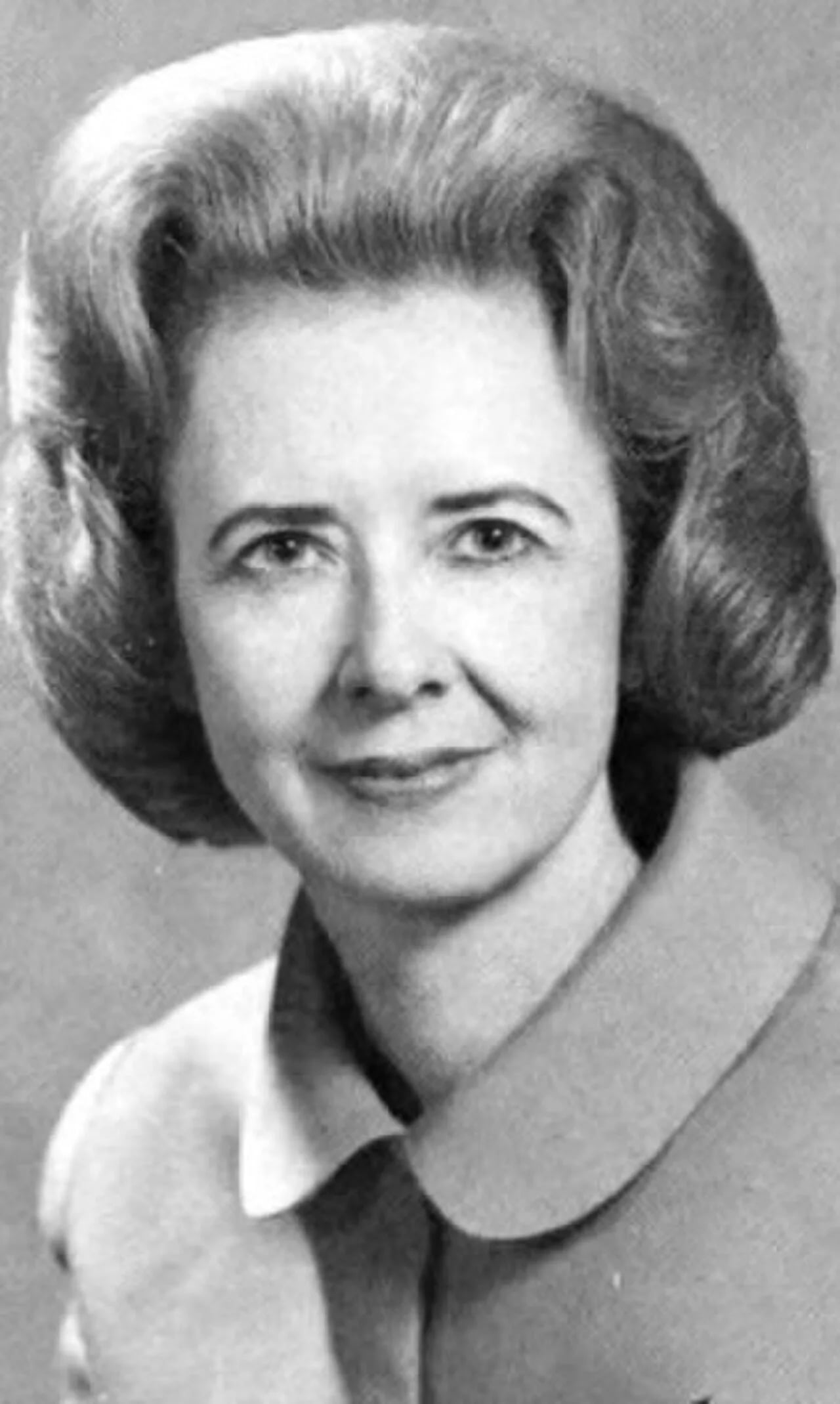Portrait of Evelyn Gandy (1920–2007) – memorial page