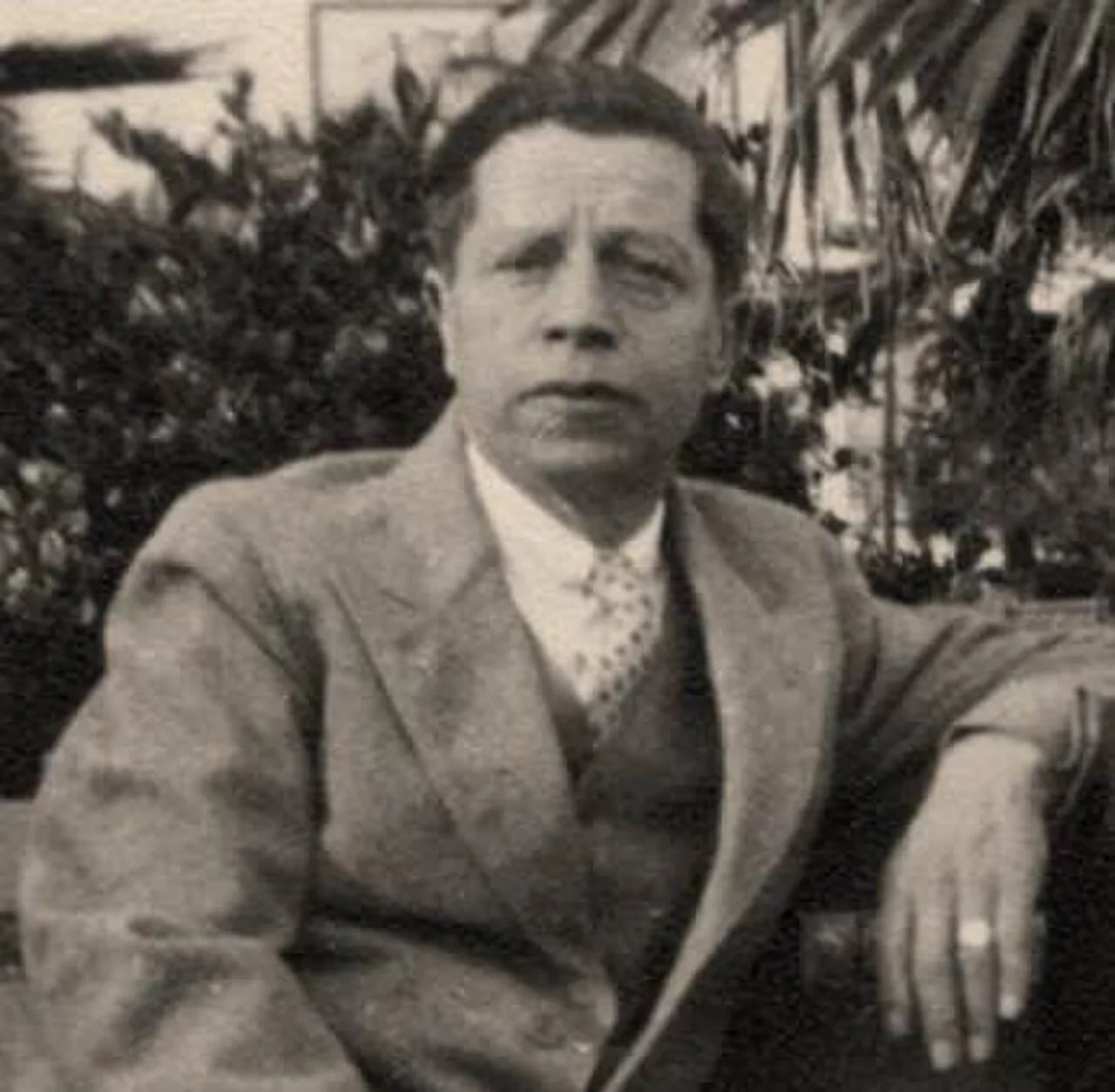 Portrait of Frank Dufina (1884–1972) – memorial page