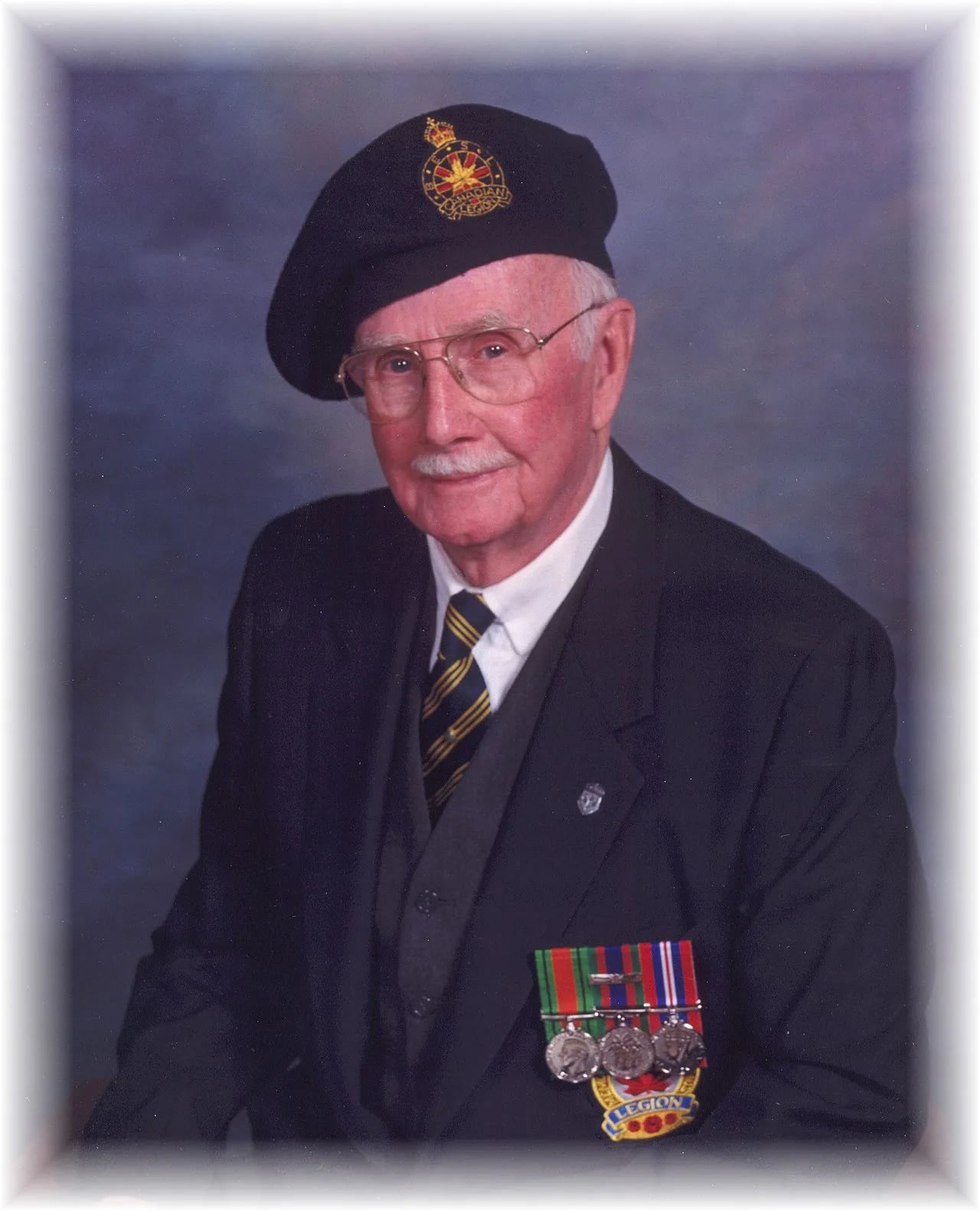 Portrait of Frank Gross (1919–2006) – memorial page