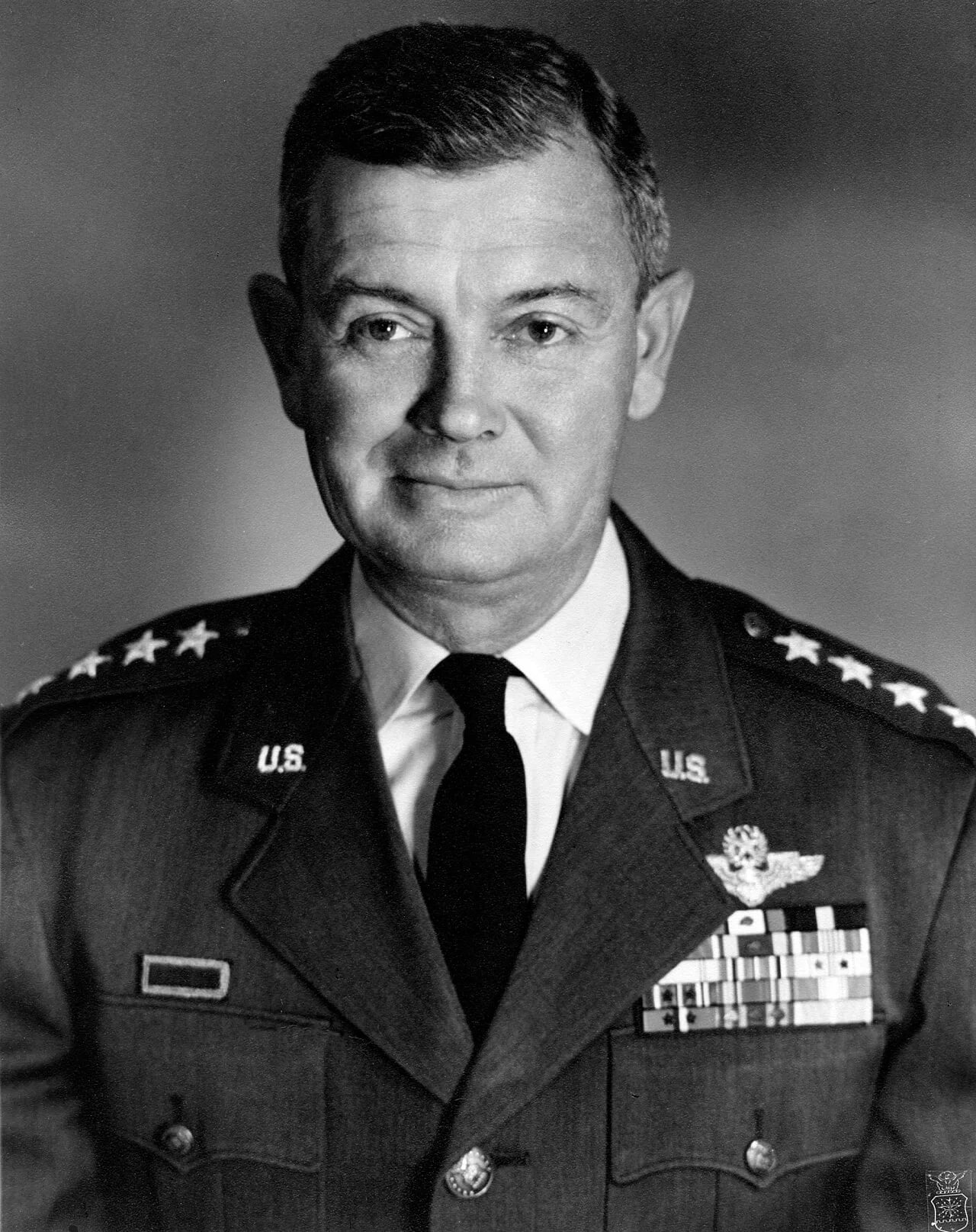 Portrait of Frederic H. Smith Jr. (1908–1980) – memorial page