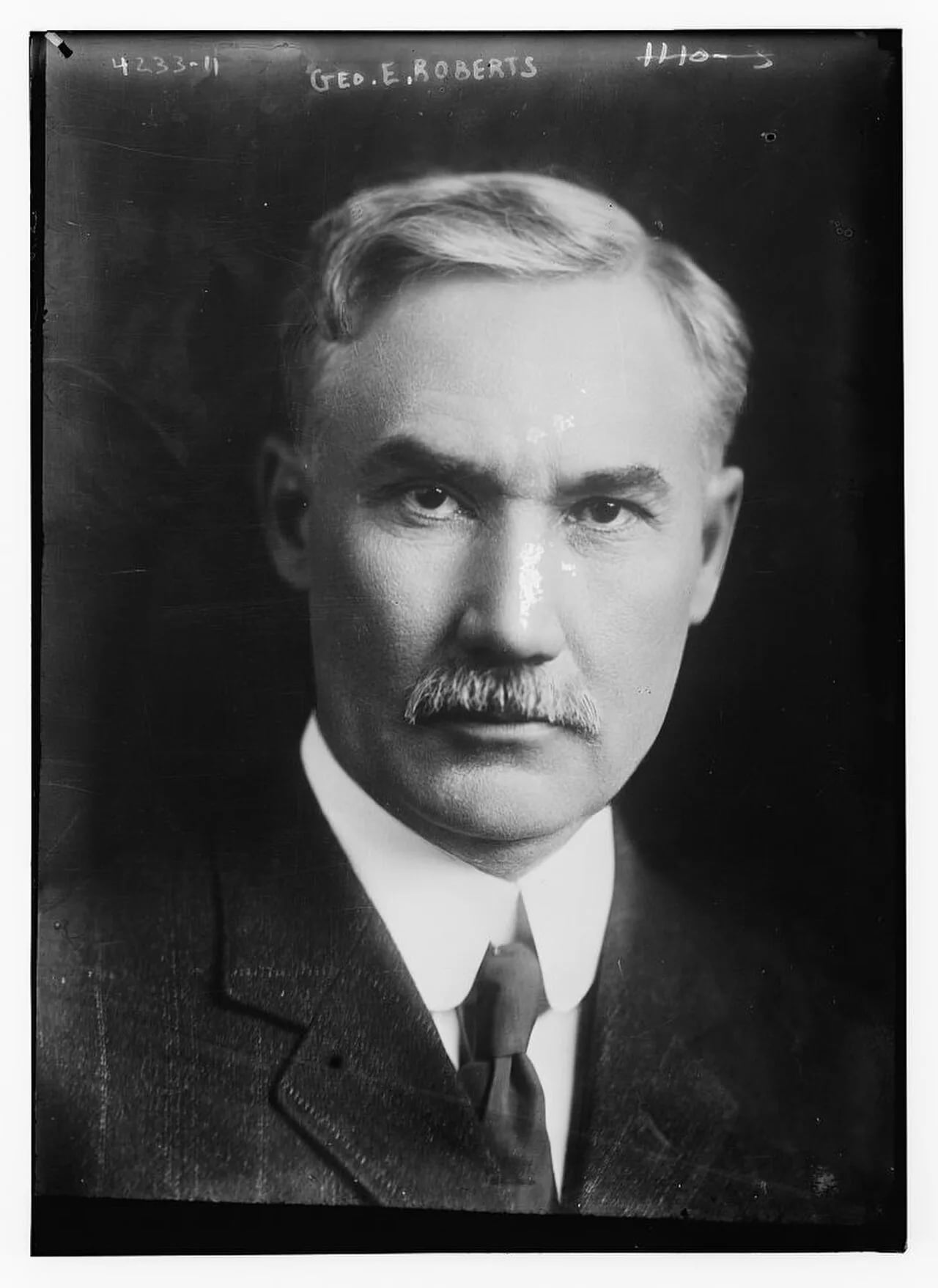 Porträt von George E. Roberts (1857–1948) – Gedenkseite