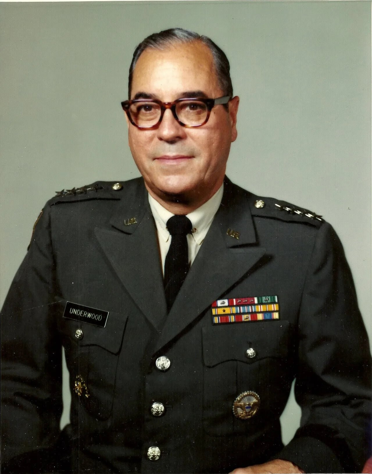 Portrait of George V. Underwood Jr. (1913–1984) – memorial page