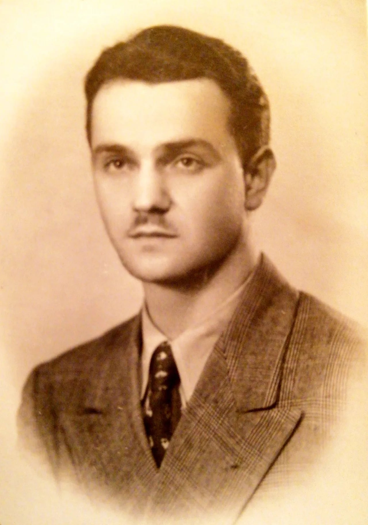 Portrait of Alfred Krupa (1915–1989) – memorial page