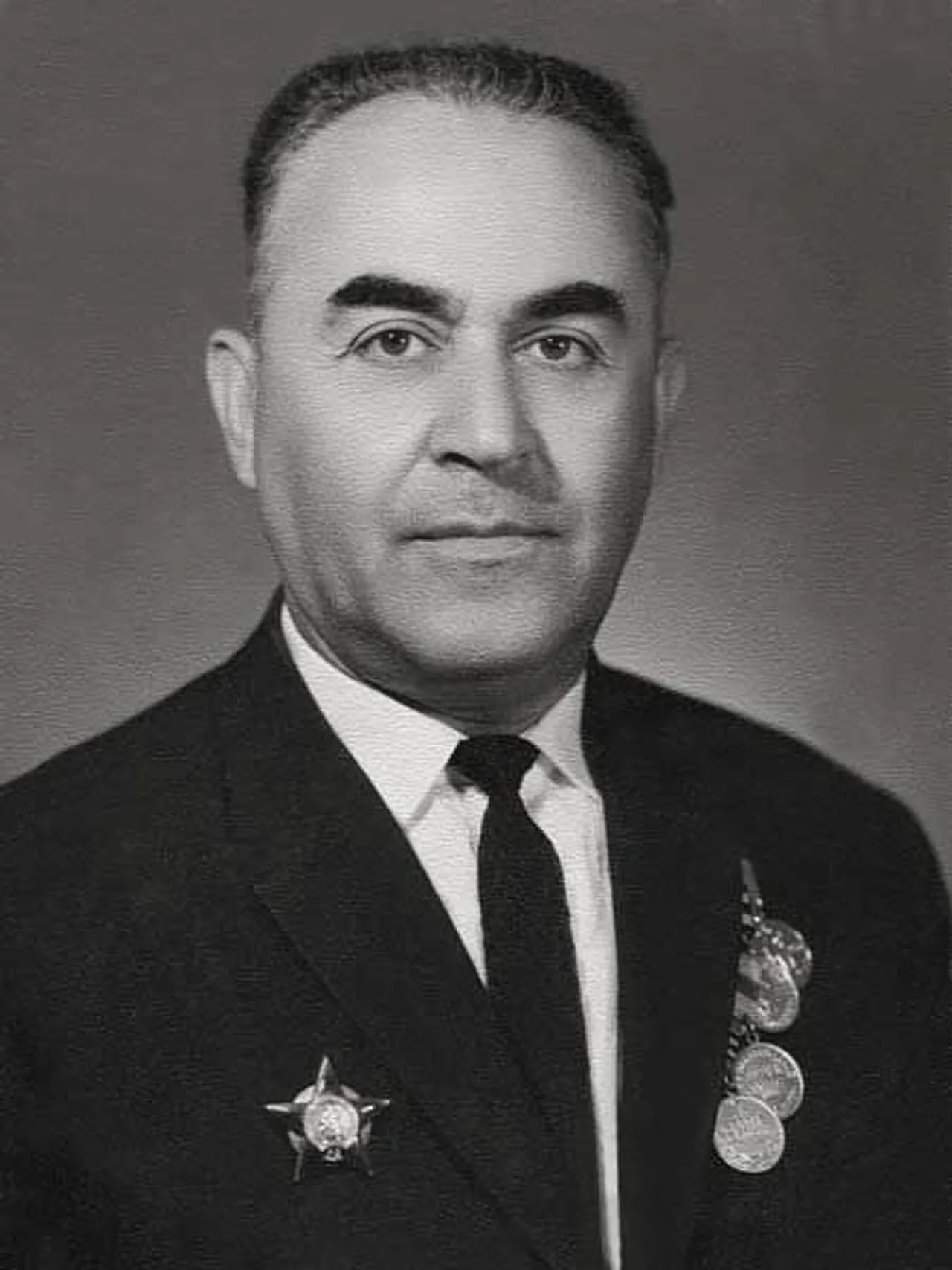 Porträt von Mammadsaleh Ismayilov (1912–1994) – Gedenkseite