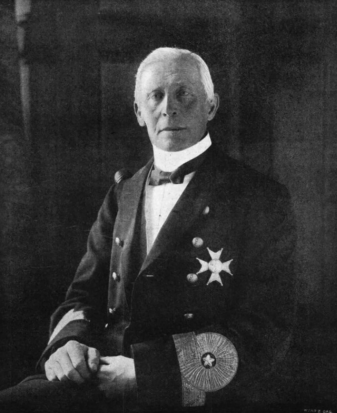 Porträt von Fredrik Lennman (1840–1917) – Gedenkseite