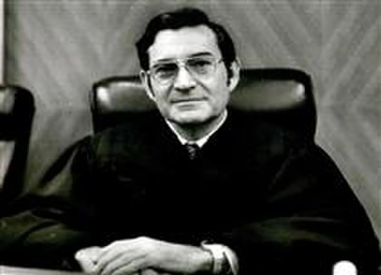 Portrait of H. Dale Cook (1924–2008) – memorial page