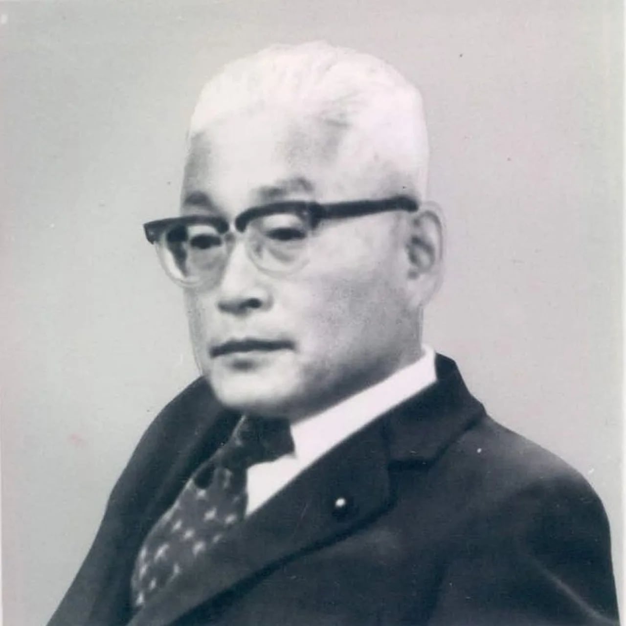 Portrait of Toshio Kōmoto (1911–2001) – memorial page