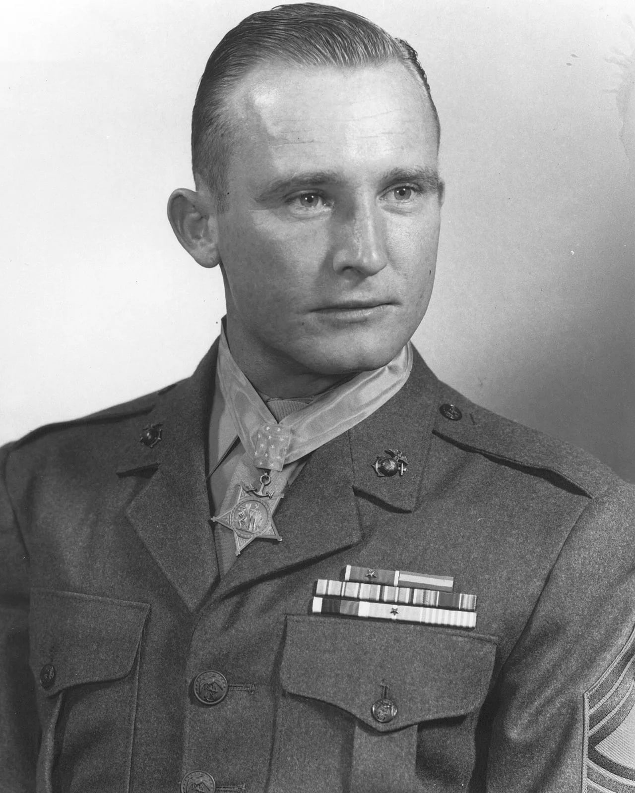 Portrait of Harold E. Wilson (1921–1998) – memorial page