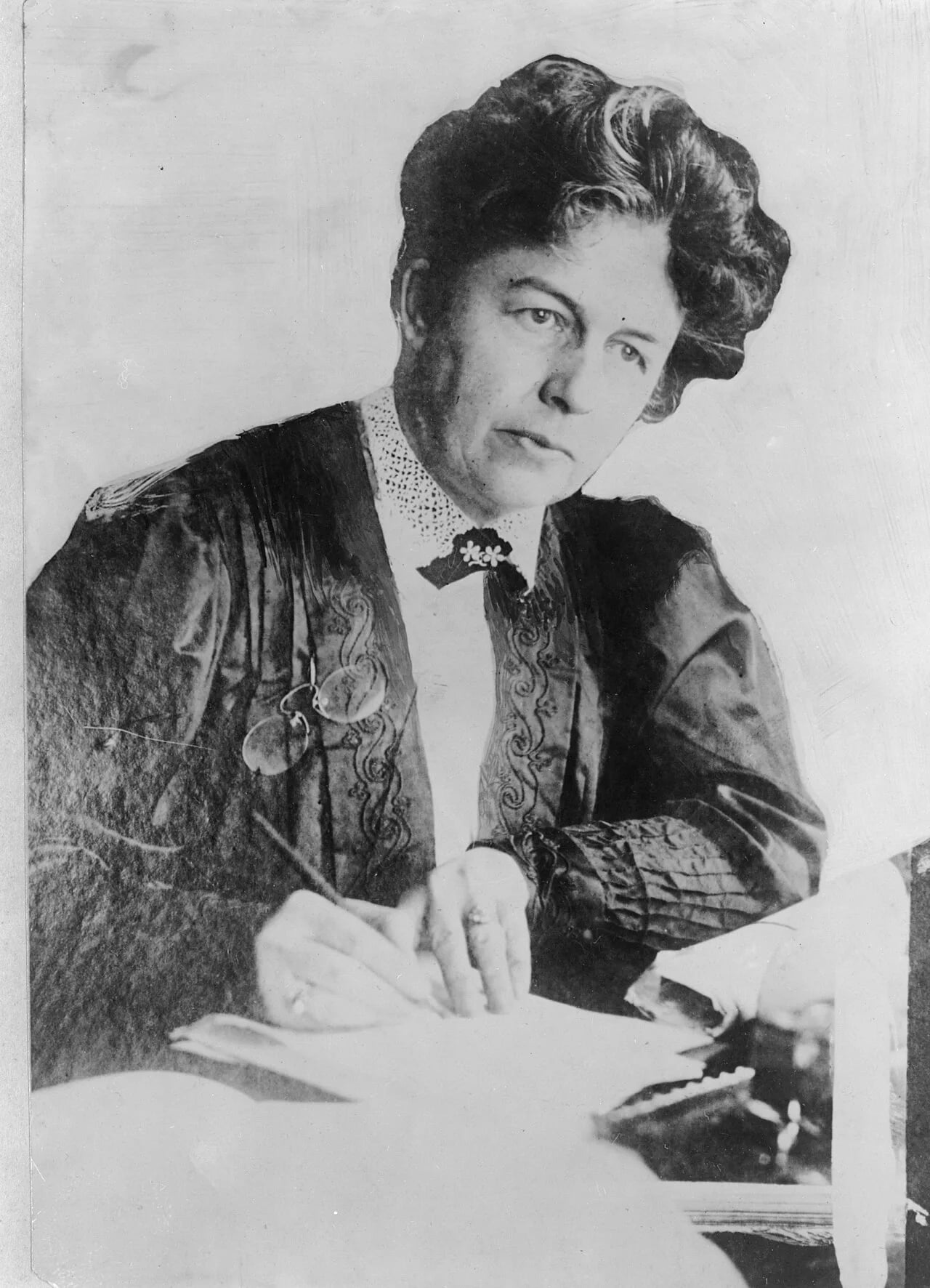 Portrait of Harriot Eaton Stanton Blatch (1856–1940) – memorial page