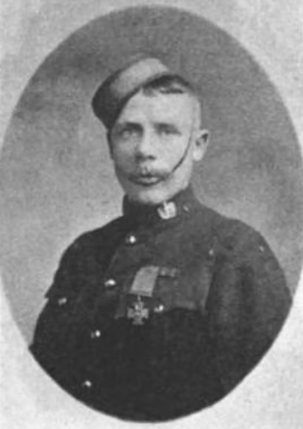 Portrait of Harry George Crandon (1874–1953) – memorial page