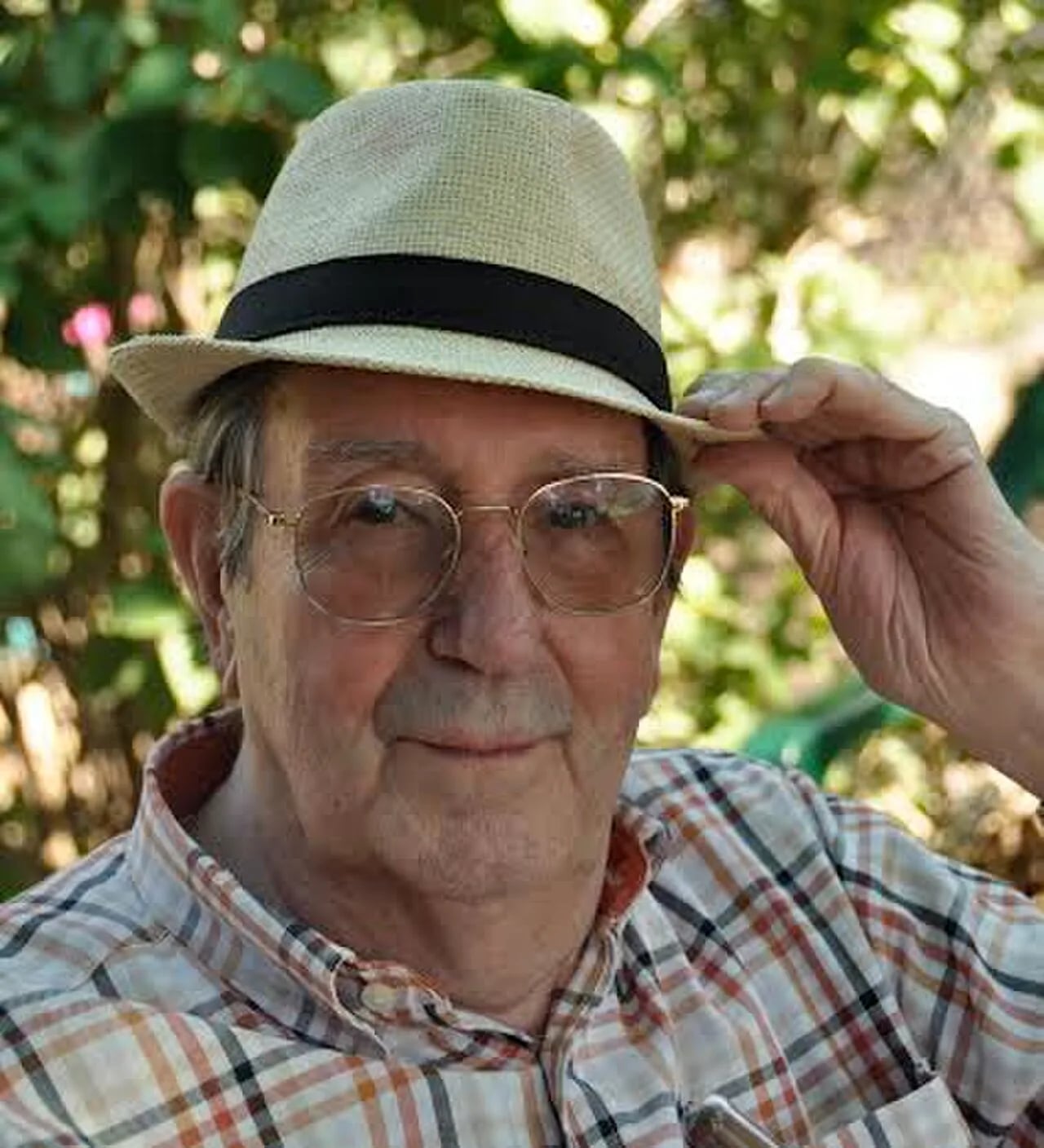 Portrait of Alonso Ibarrola (1934–2025) – memorial page
