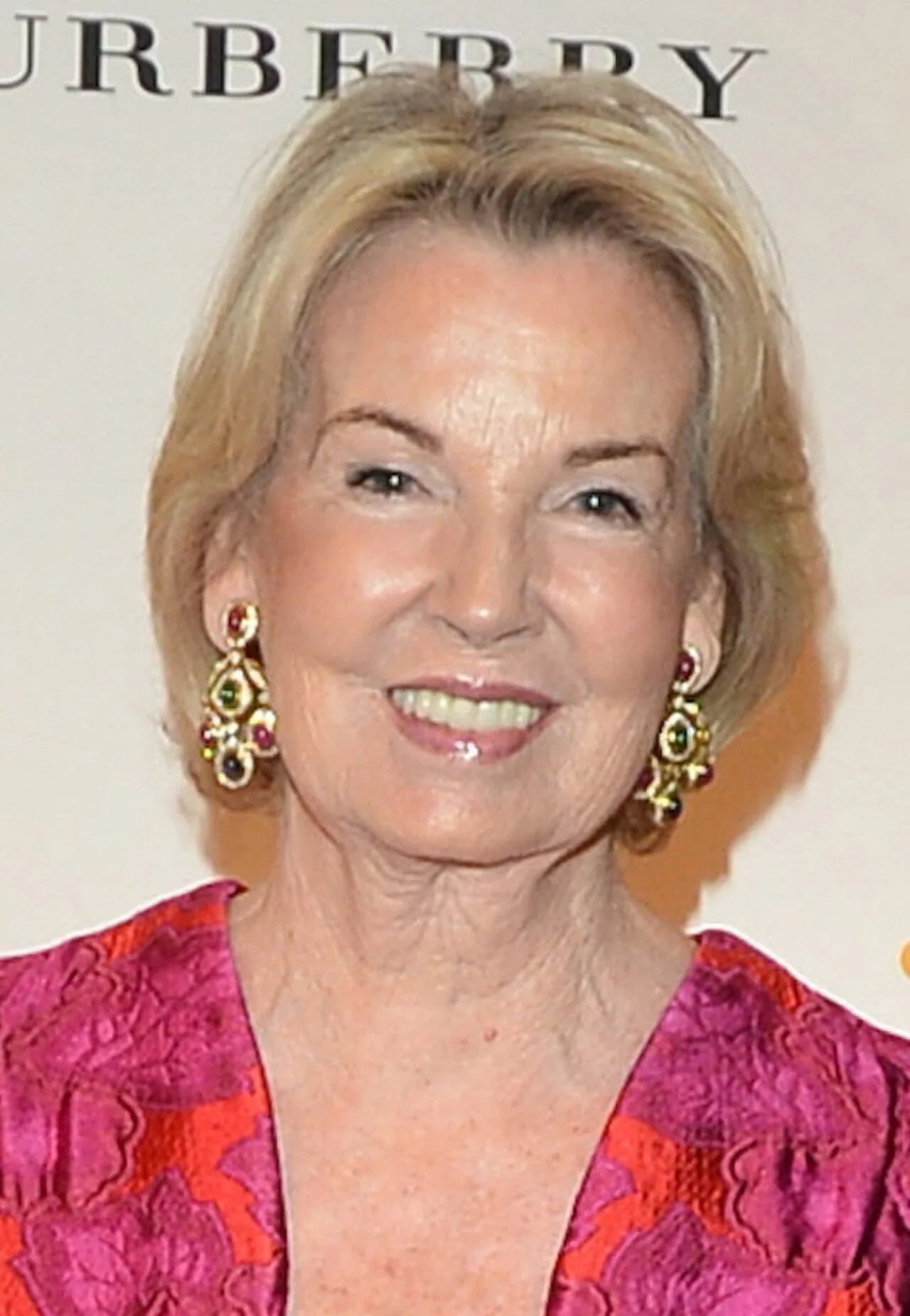 Portrait of Hilary Weston (1942–2025) – memorial page