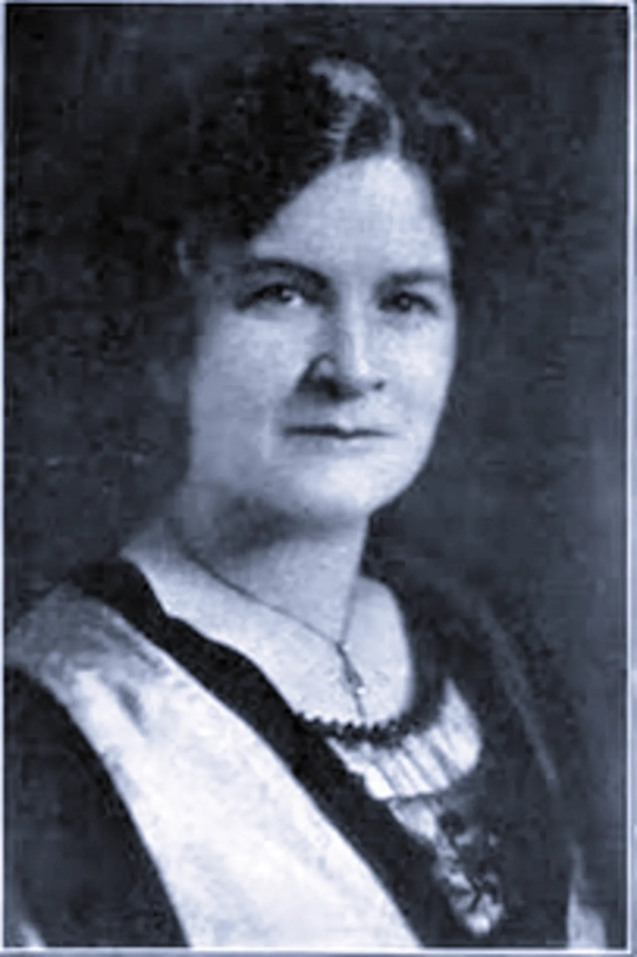 Portrait of Julia Duncan Brown Asplund (1875–1958) – memorial page