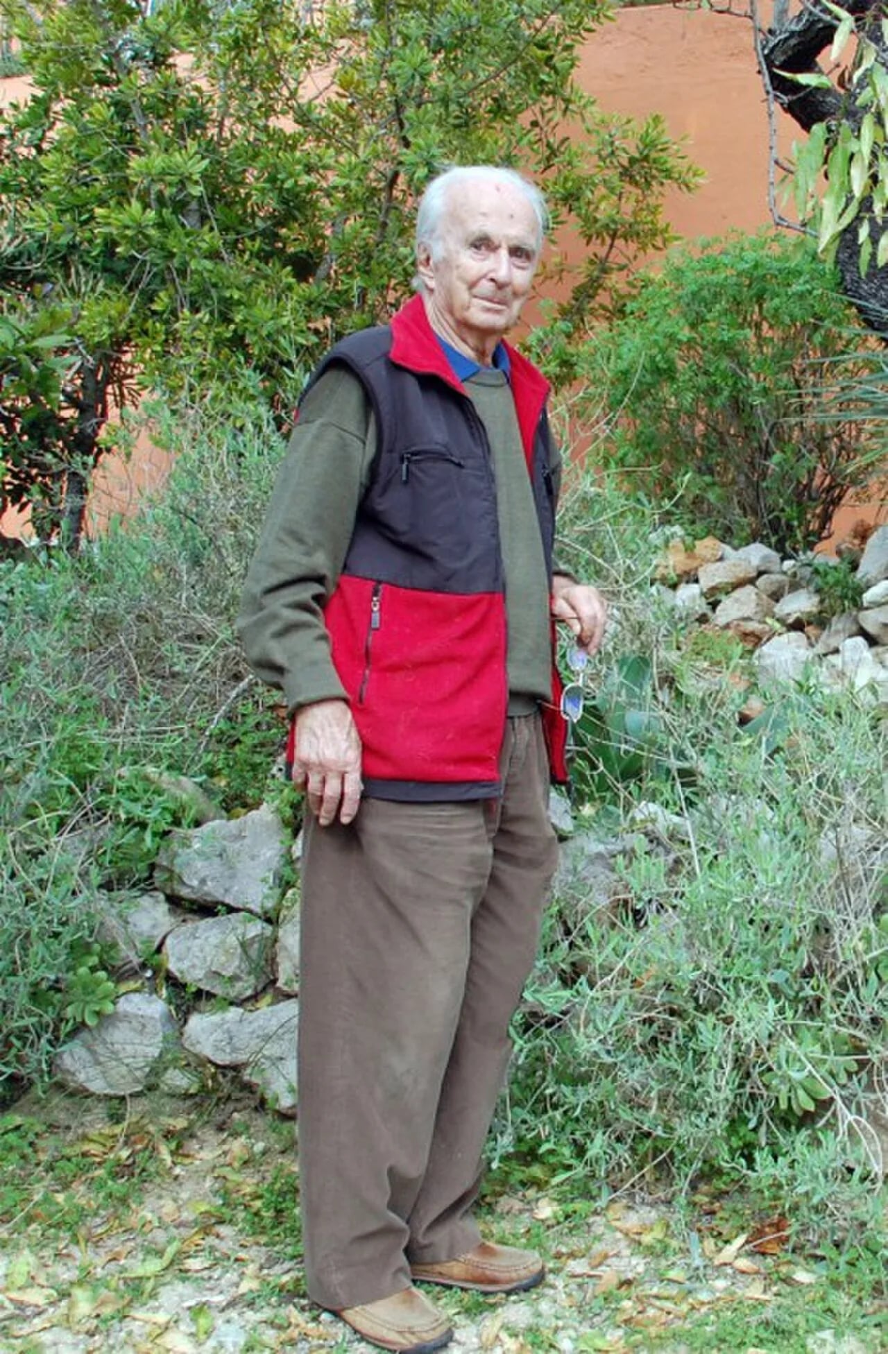 Portrait of John Jacob Lavranos (1926–2018) – memorial page