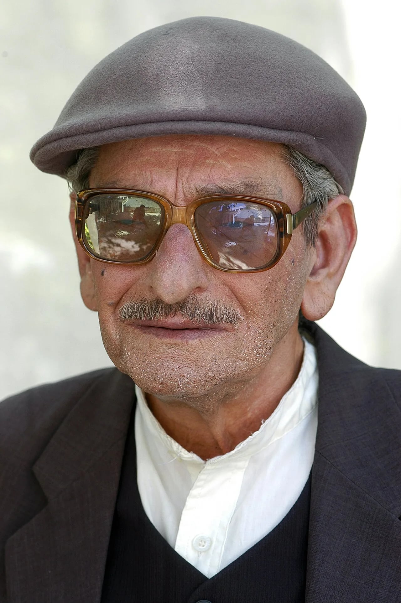 Portrait of Soroush Khalili (1937–2006) – memorial page