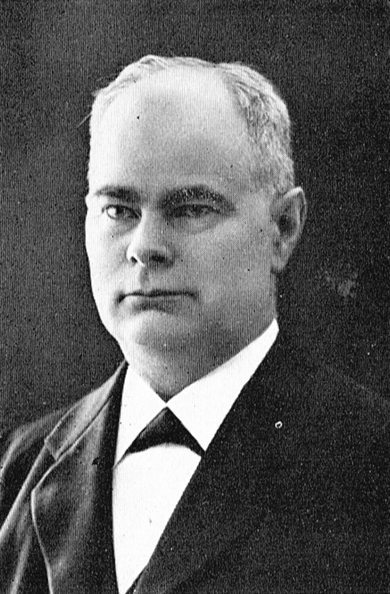 Portrait of Johan Martin Lovén (1856–1920) – memorial page