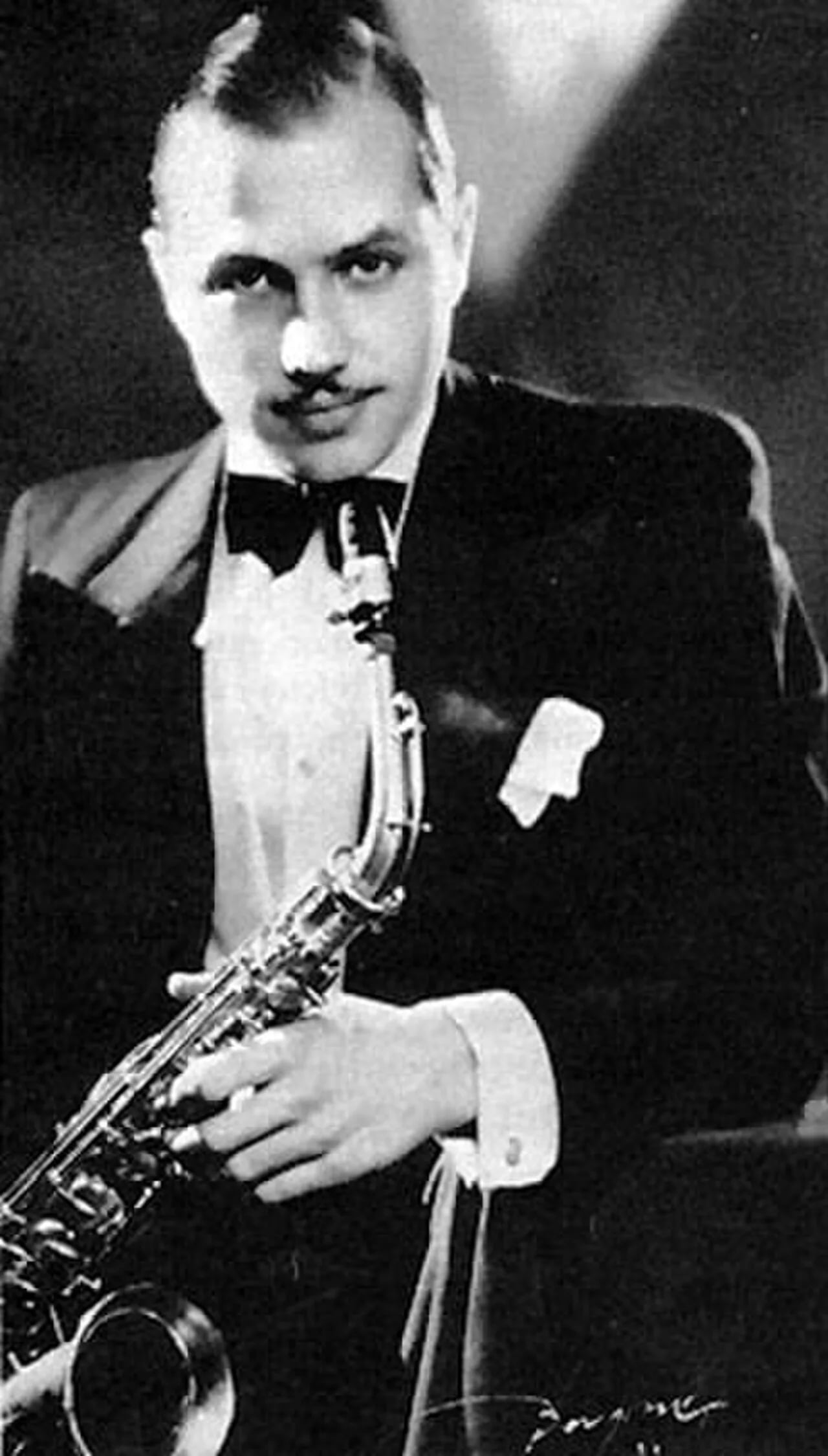 Portrait of Tony Mason (1906–1976) – memorial page