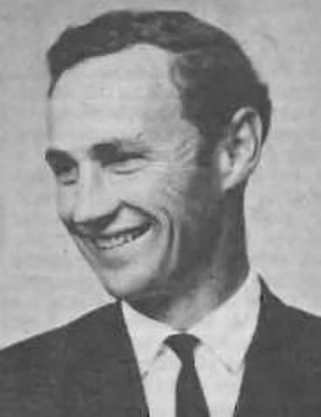 Portrait of Ian James Brooks (1928–2022) – memorial page