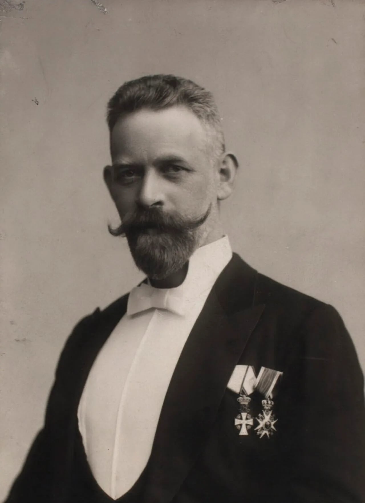 Portrait of Peter August Mørkeberg (1861–1927) – memorial page