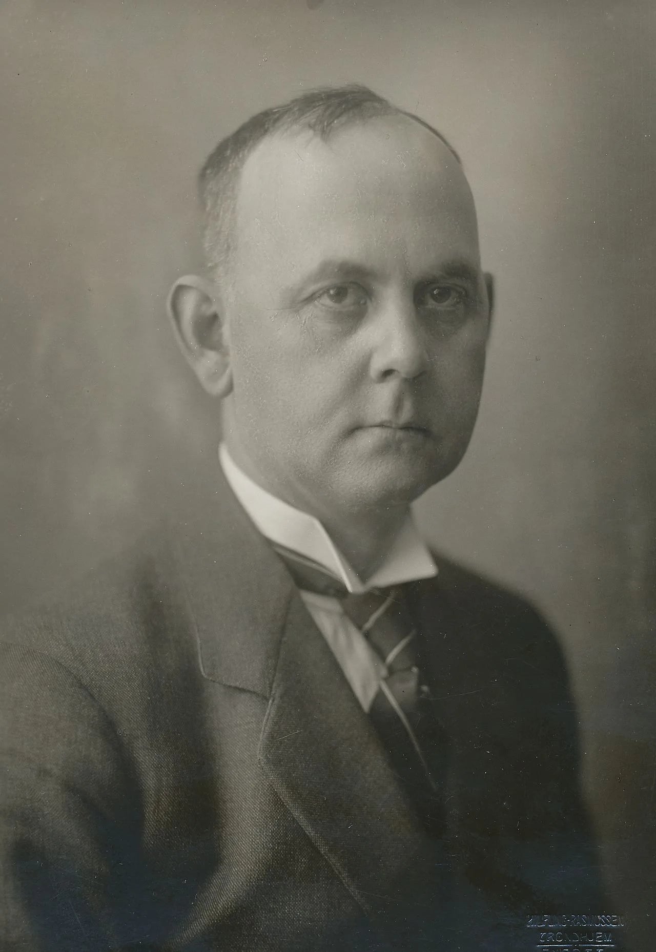 Portrait of Sverre Pedersen (1882–1971) – memorial page