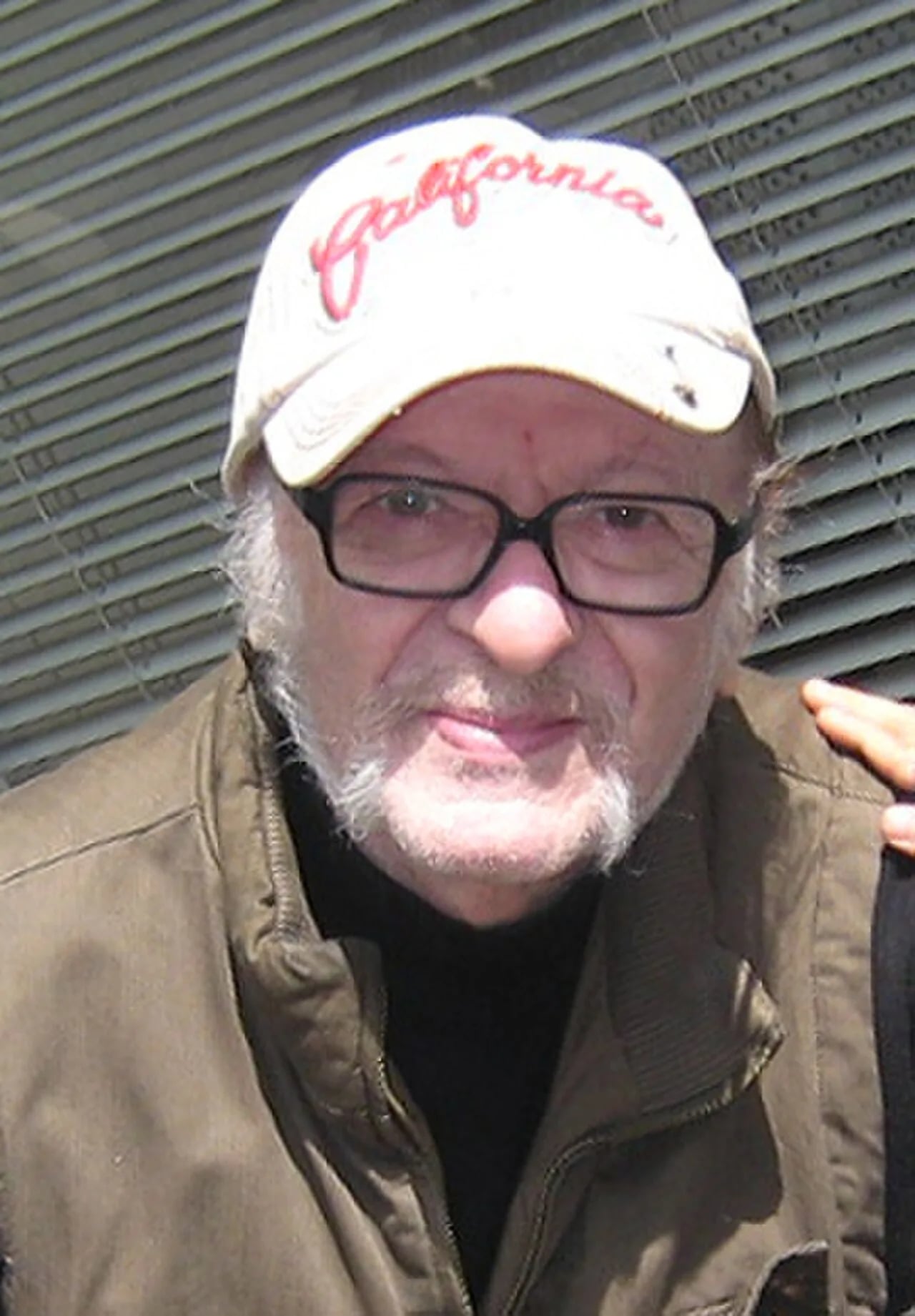 Porträt von Kayhan Yıldızoğlu (1933–2024) – Gedenkseite