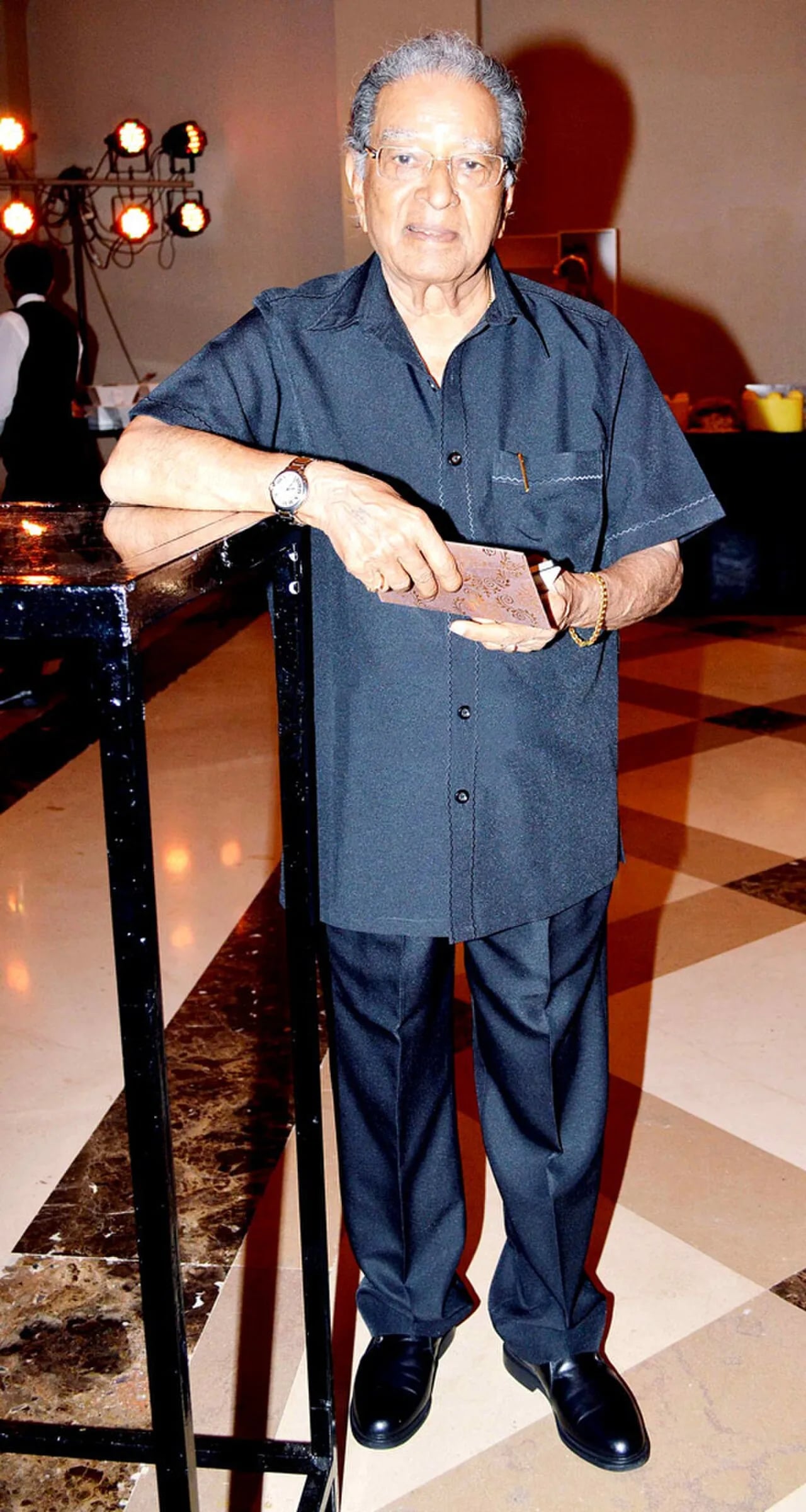 Portrait of J. Om Prakash (1927–2019) – memorial page