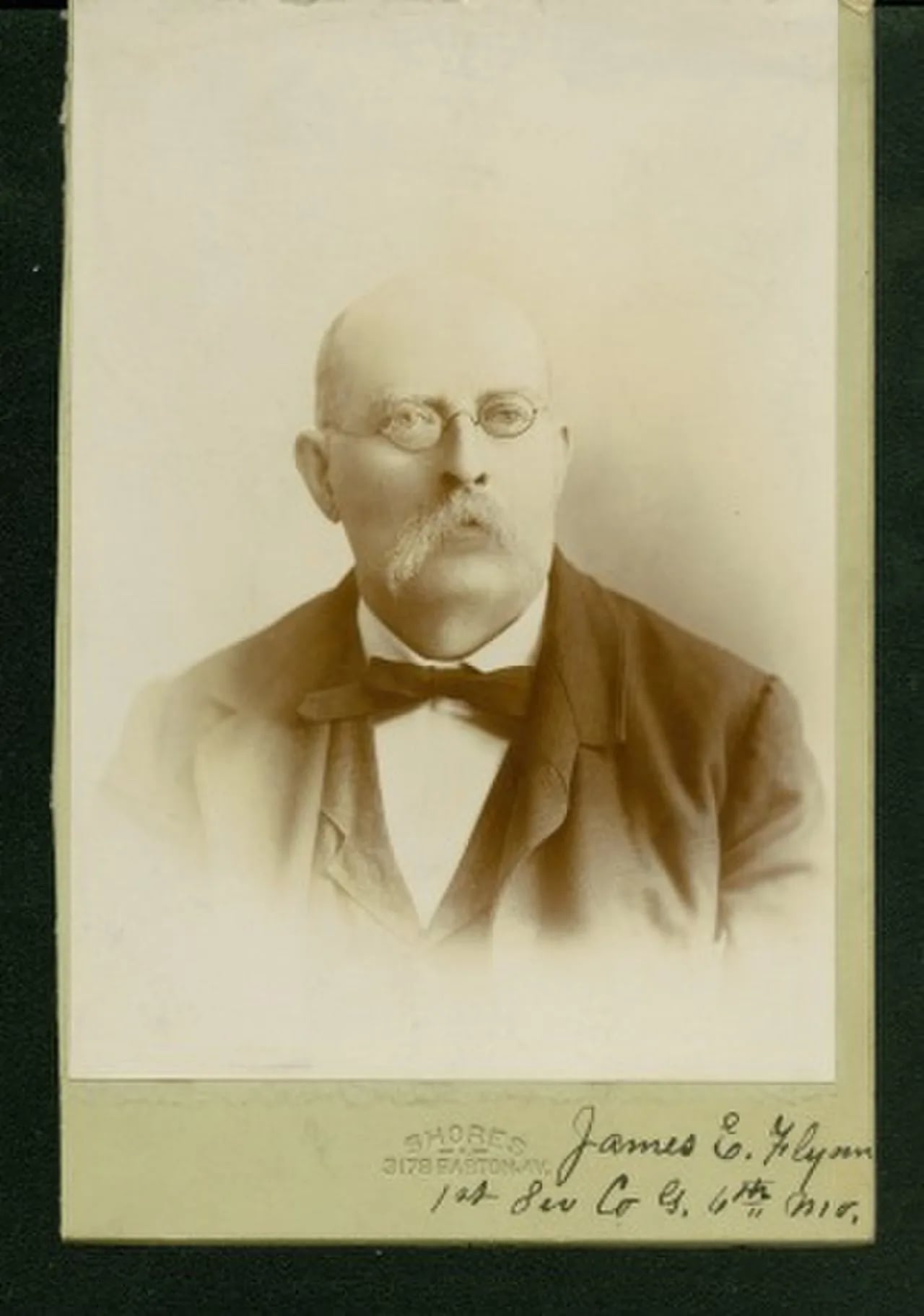 Porträt von James E. Flynn (1842–1913) – Gedenkseite