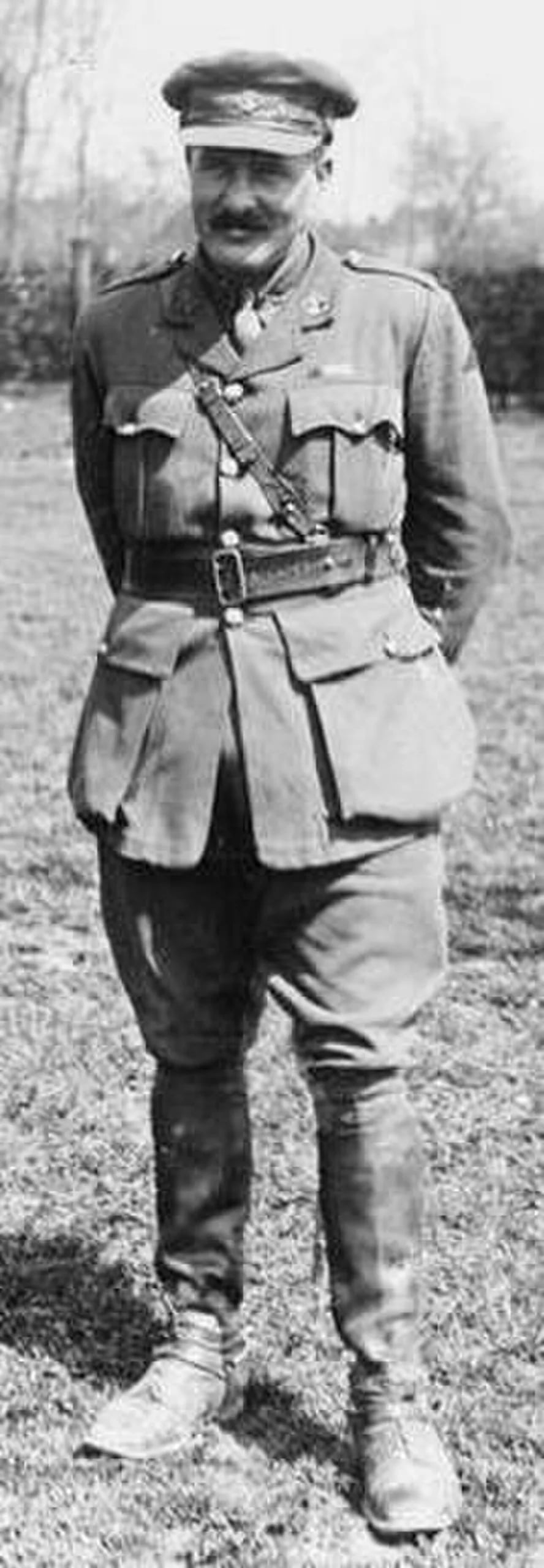 Portrait of James Forbes-Robertson, V.C. (1884–1955) – memorial page