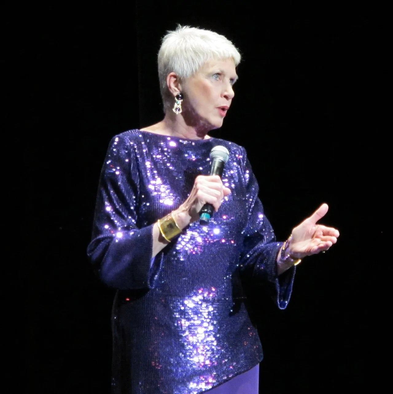 Portrait of Jeanne Robertson (1943–2021) – memorial page