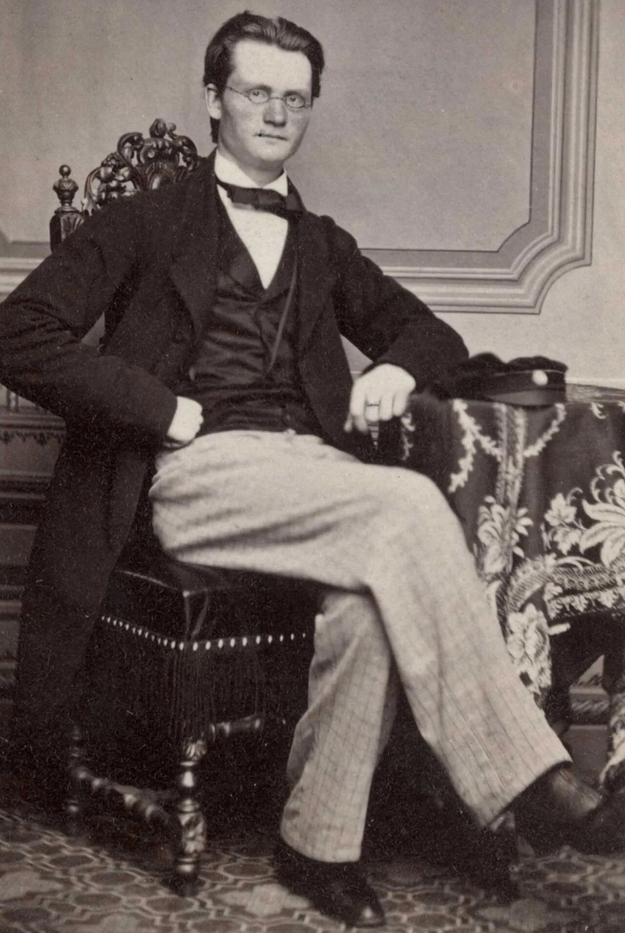 Portrait of Sigvald Skavlan (1839–1912) – memorial page