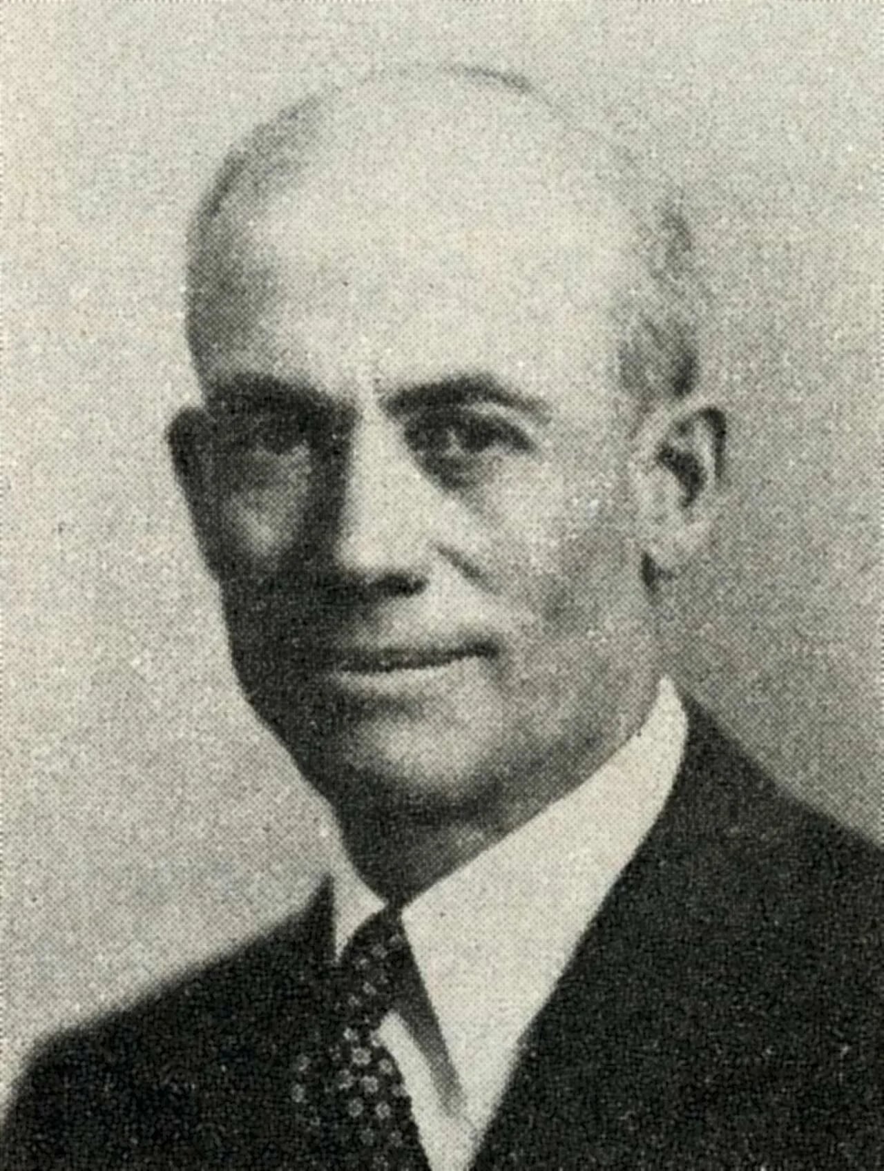 Portrait of John A. Hartle (1891–1979) – memorial page