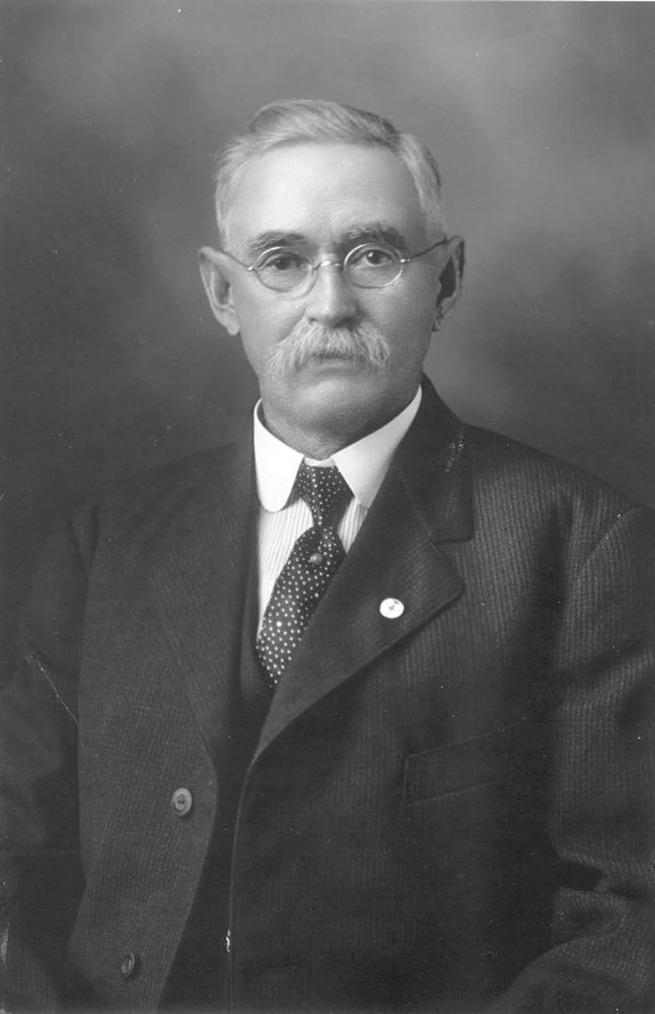 Portrait of John Caldwell (1849–1916) – memorial page