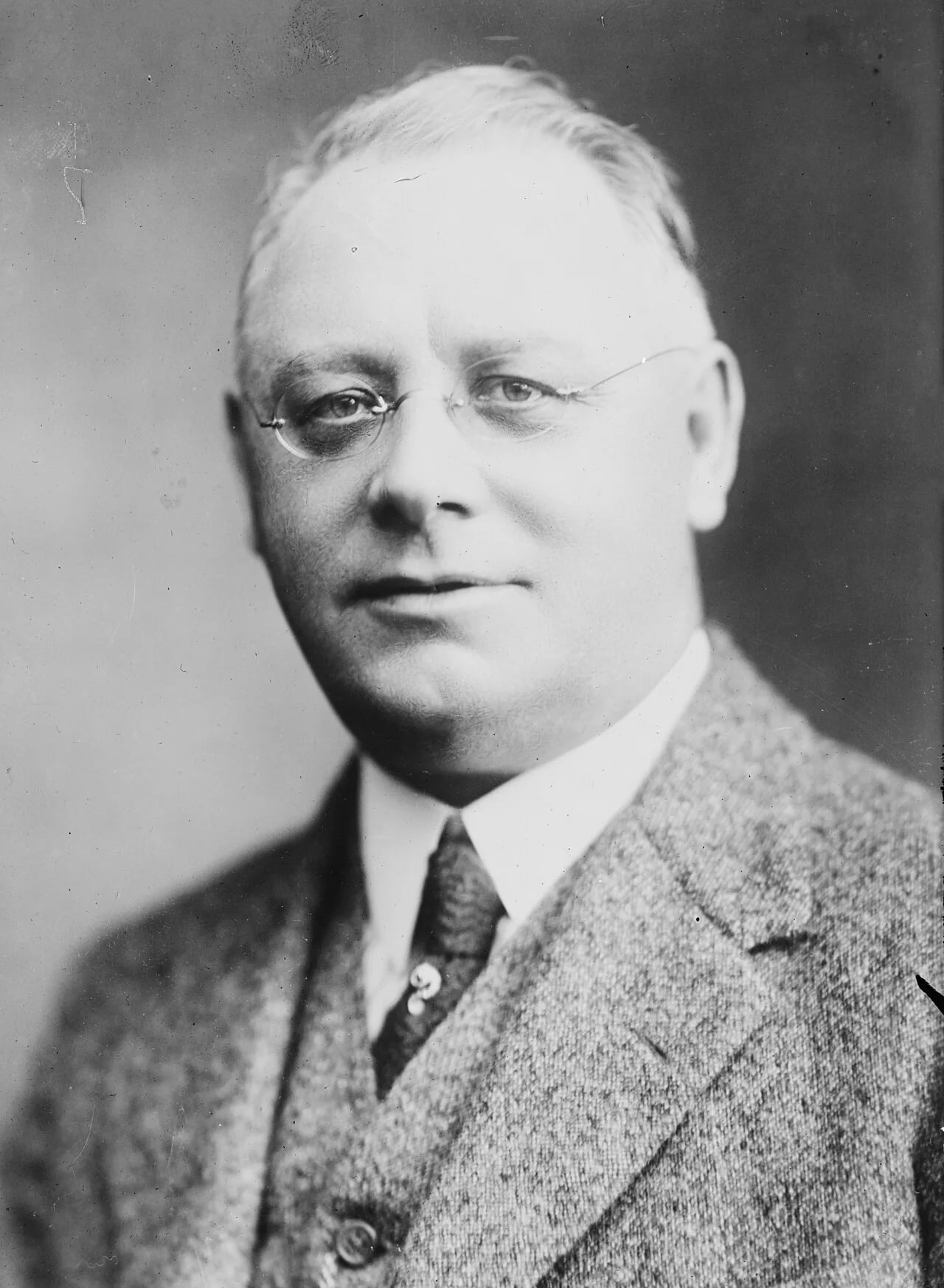 Portrait of John G. Price (1871–1930) – memorial page