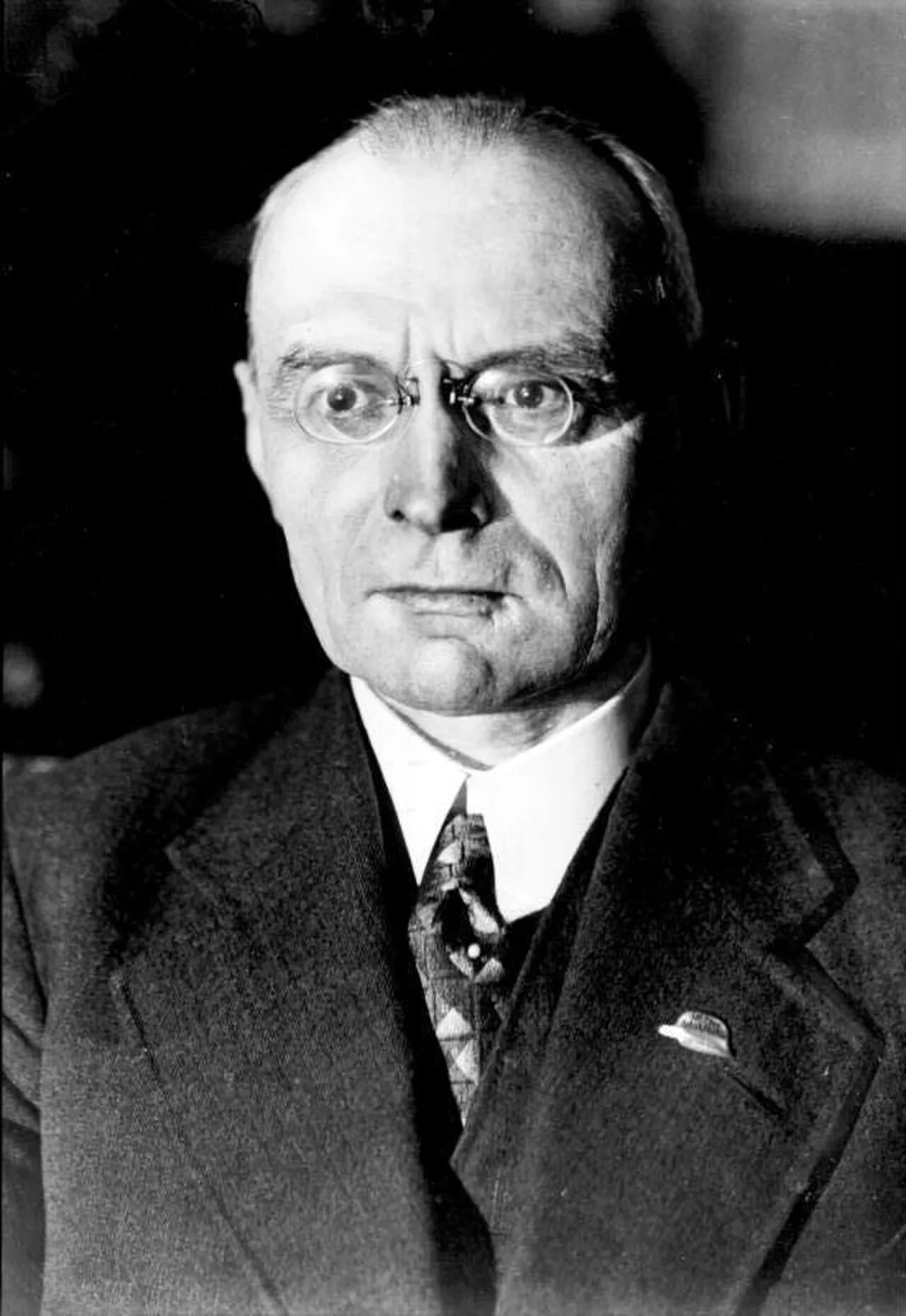 Porträt von Alexander von Falkenhausen (1878–1966) – Gedenkseite
