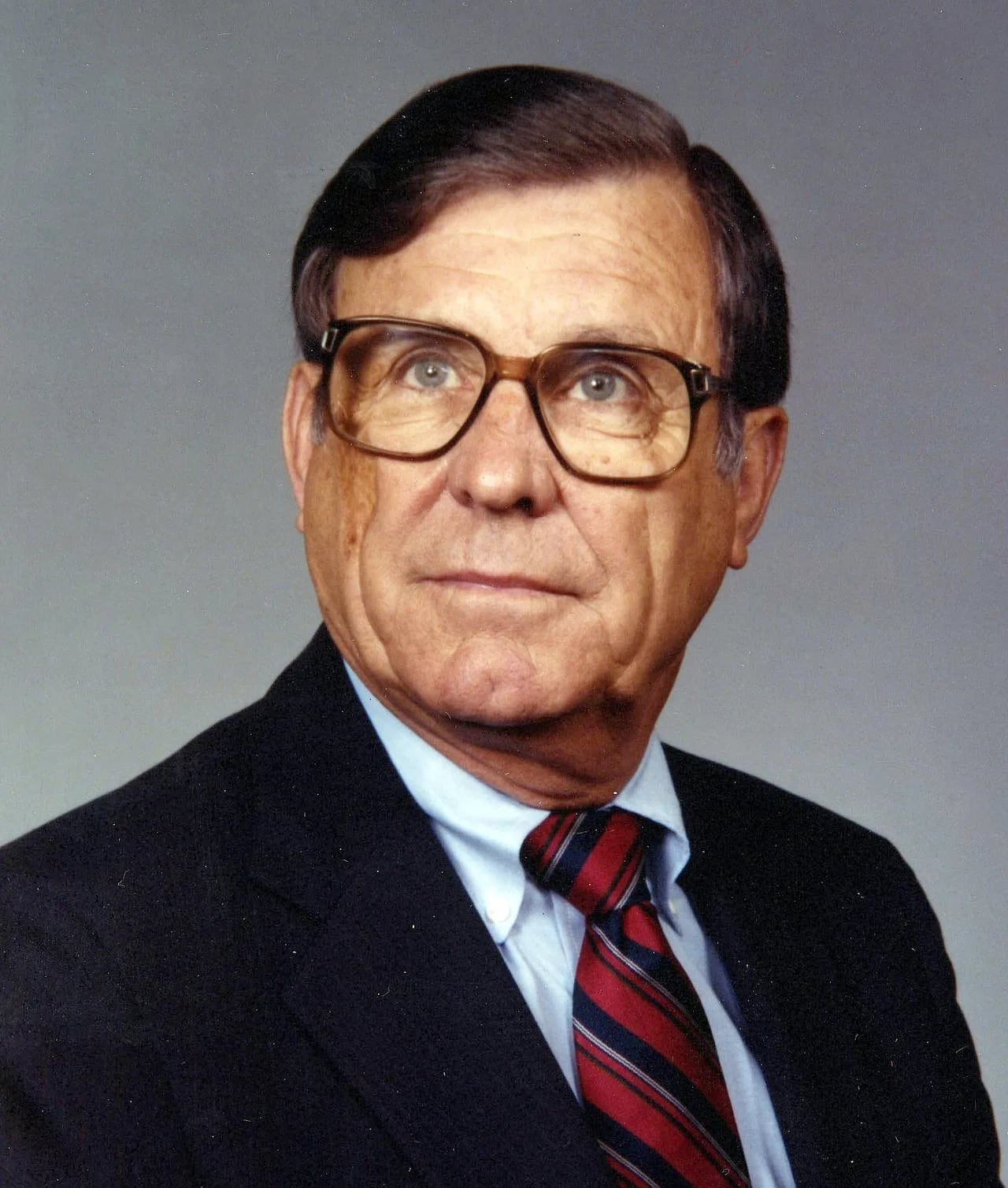 Porträt von John W. Drummond (1919–2016) – Gedenkseite