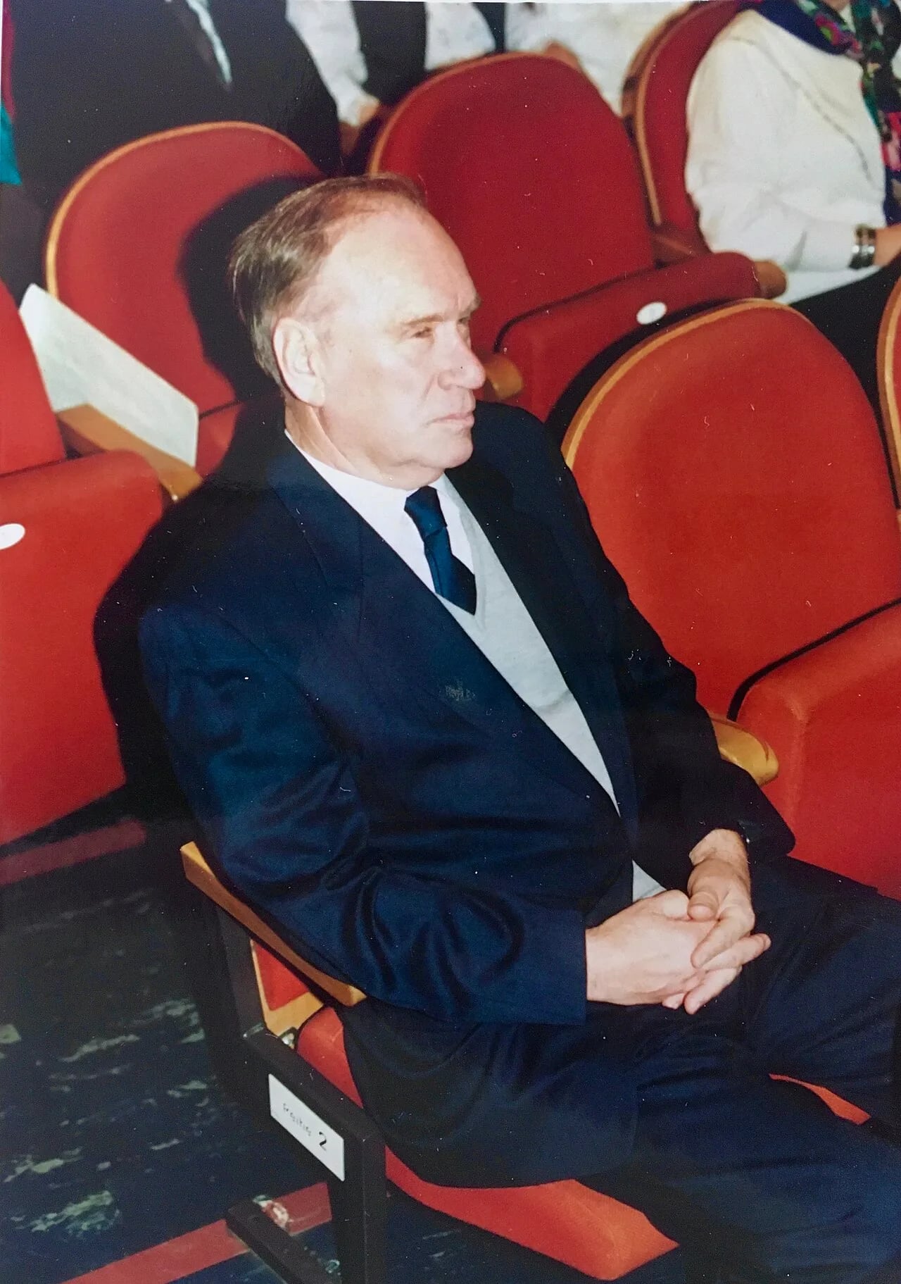 Portrait of Hans Drescher (1923–2019) – memorial page