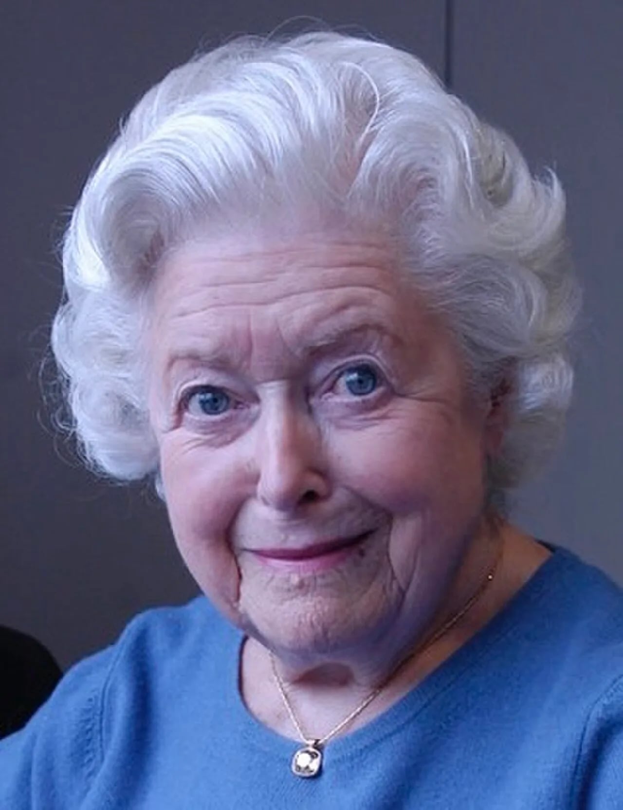 Portrait of June Spencer (1919–2024) – memorial page