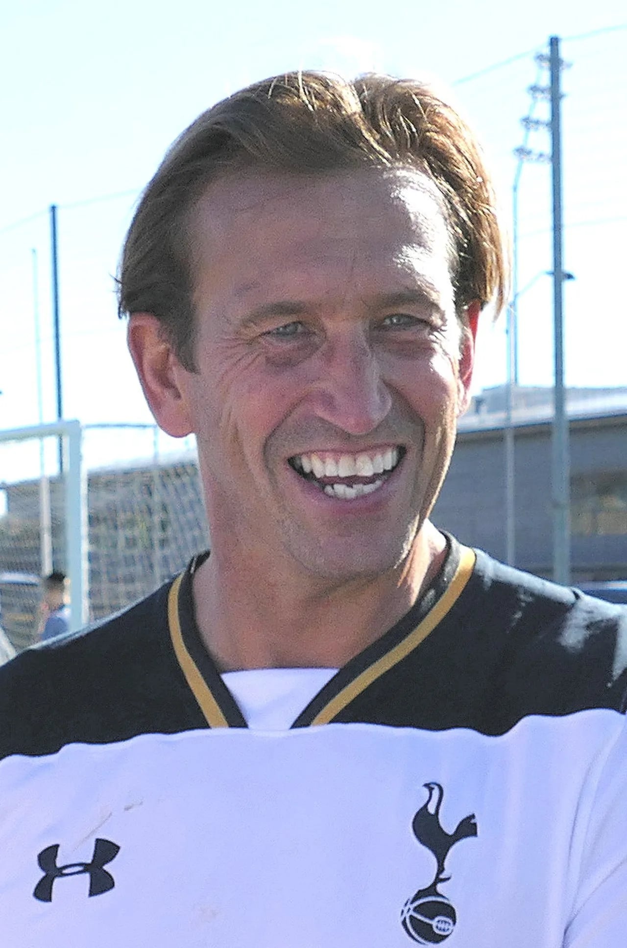 Portrait of Justin Edinburgh (1969–2019) – memorial page