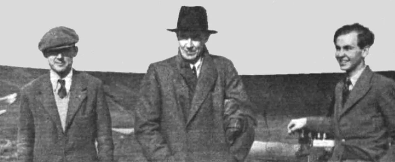 Portrait of L. E. Baynes (1902–1989) – memorial page