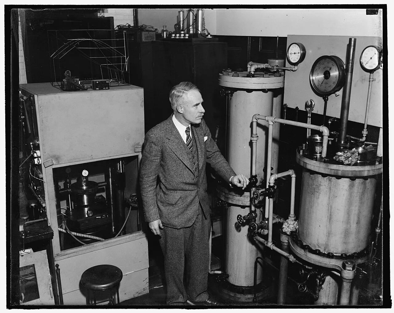 Portrait of Leason Adams (1887–1969) – memorial page