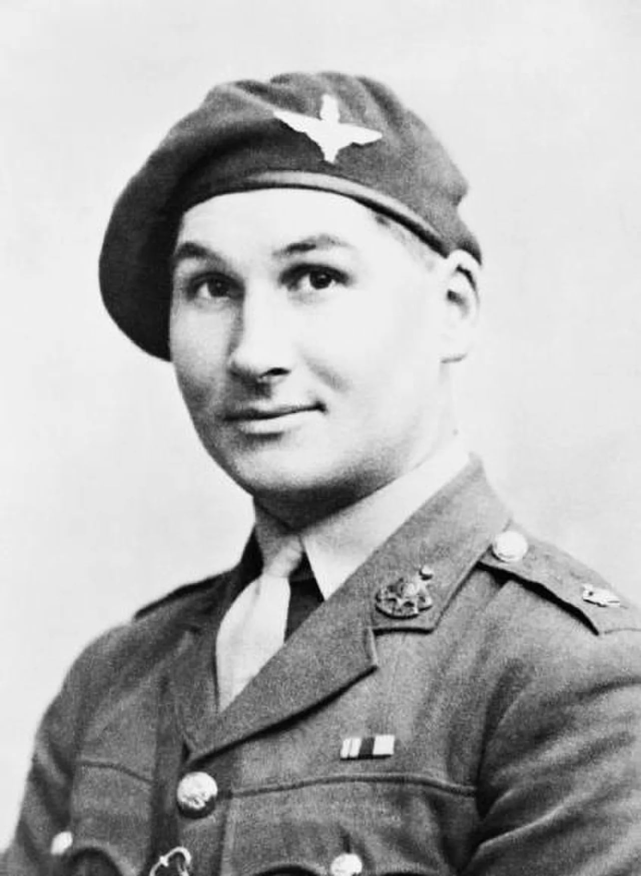 Porträt von Lionel Queripel (1920–1944) – Gedenkseite