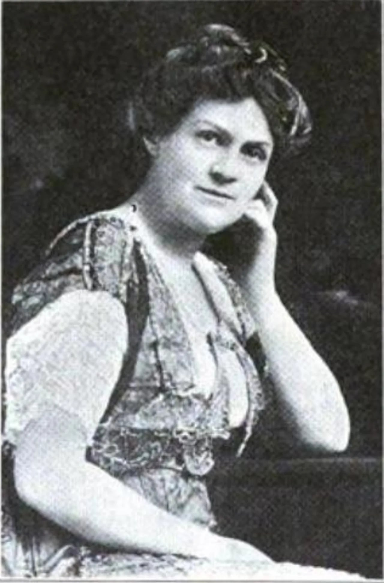 Porträt von Florence Lee Brown Cotnam (1865–1932) – Gedenkseite
